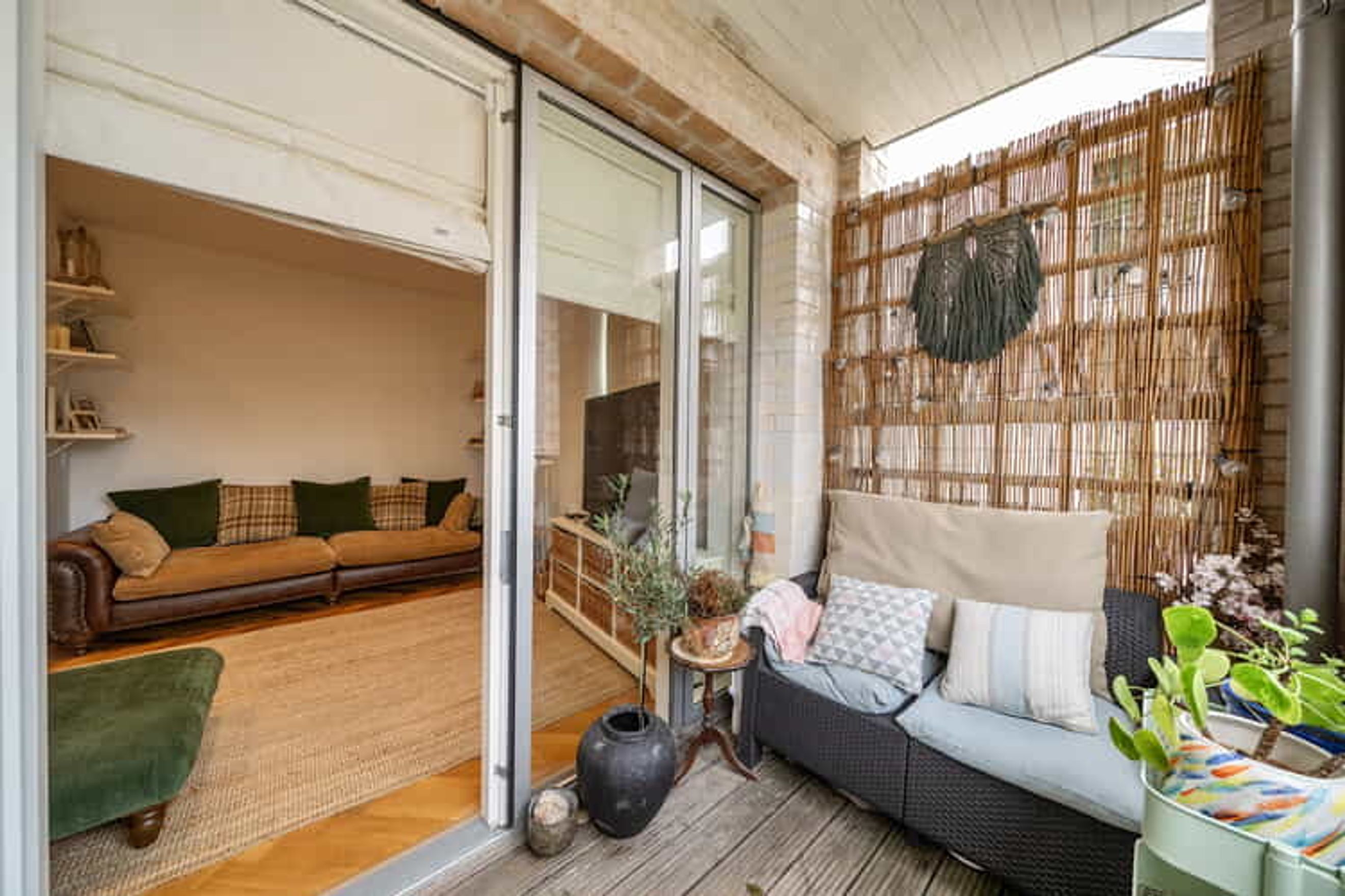 Property photo 6 of 19 for Ellis Road, Coulsdon