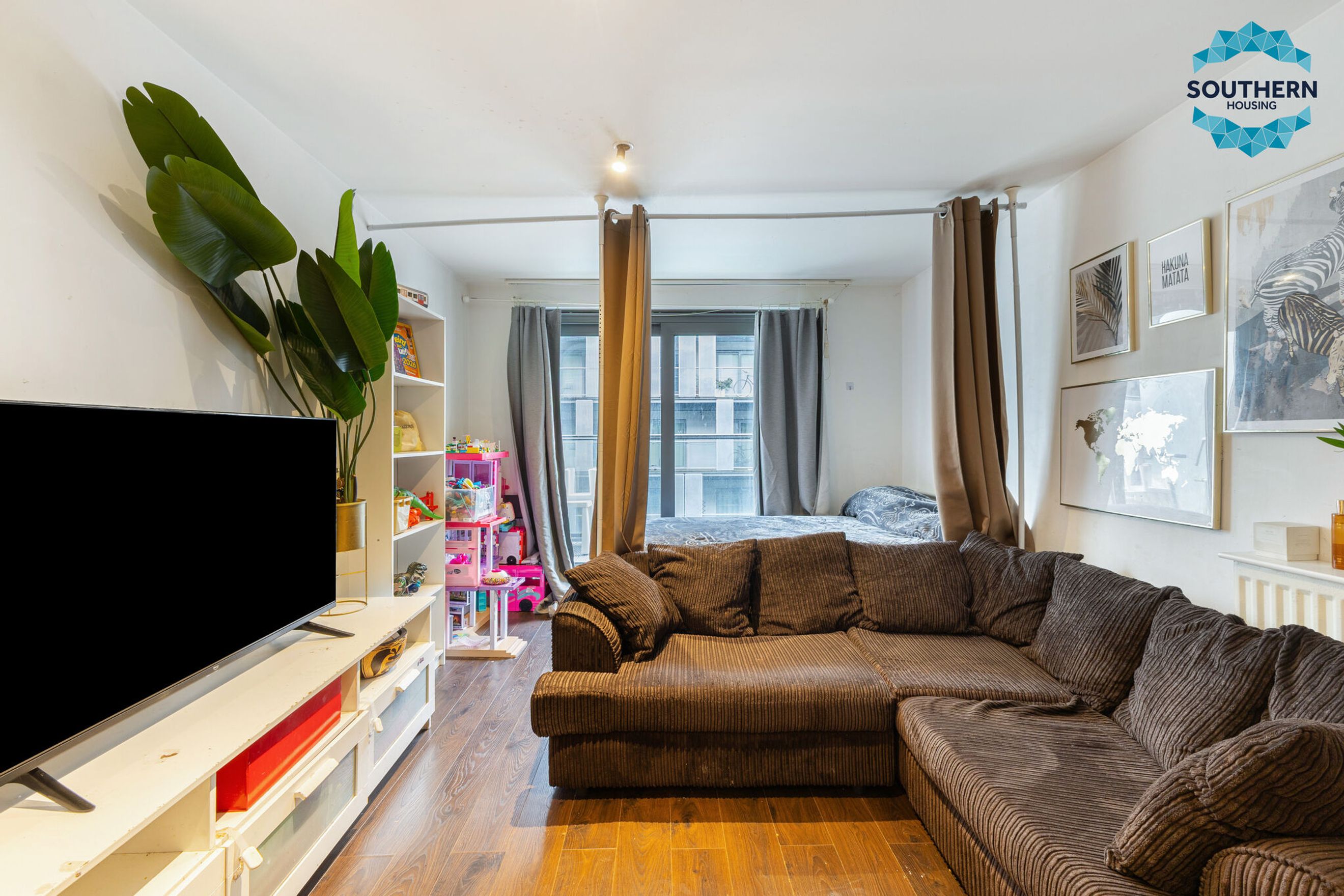 Property photo 5 of 24 for FLAT 305 East Carriage House, Royal Carriage Mews