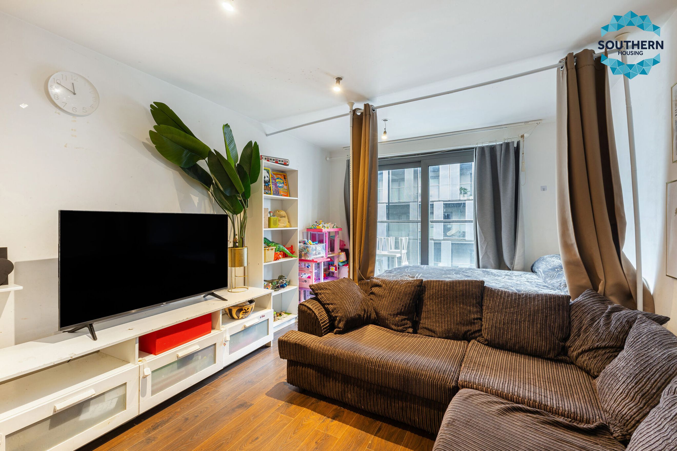 Property photo 6 of 24 for FLAT 305 East Carriage House, Royal Carriage Mews