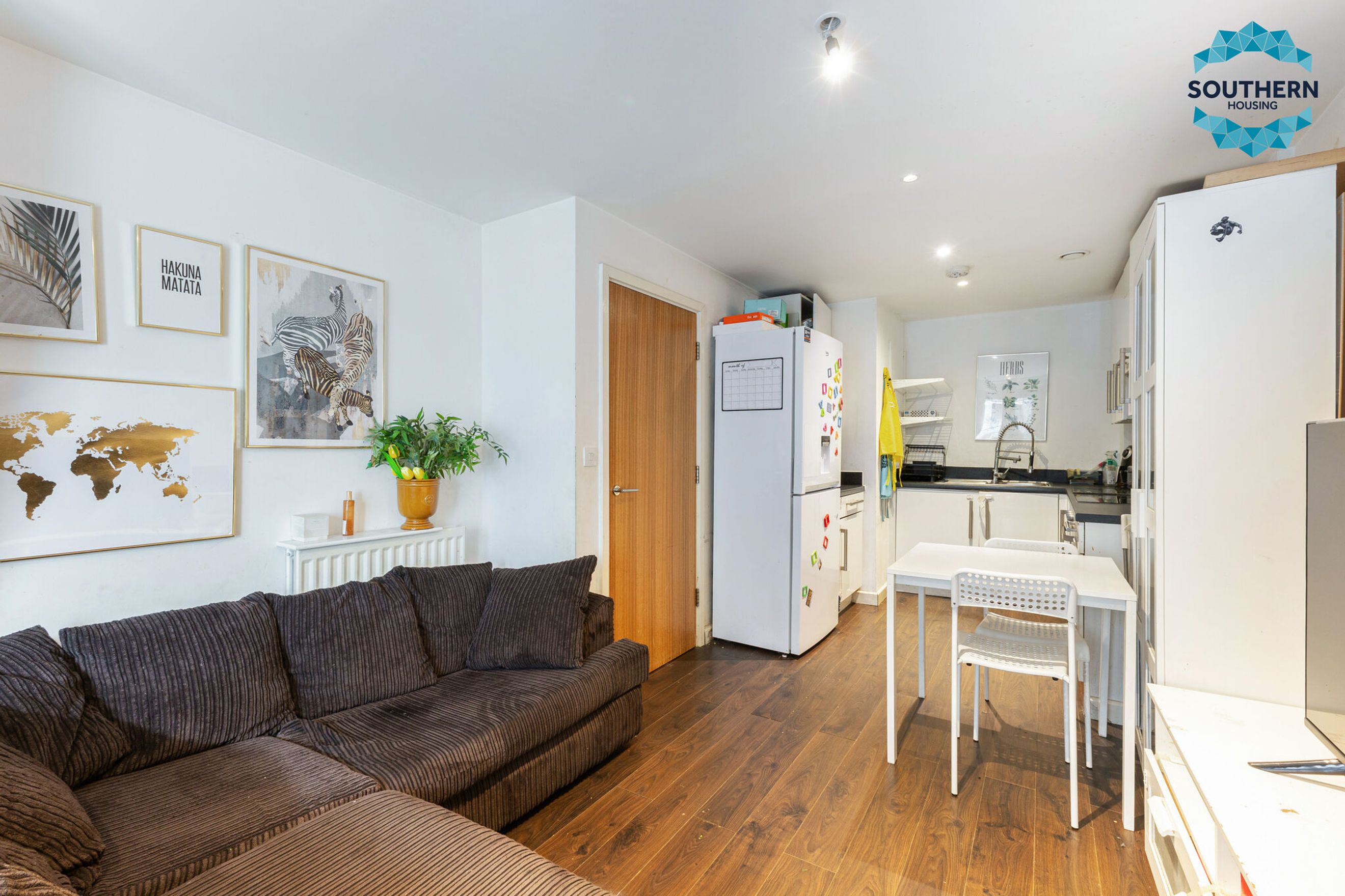 Property photo 8 of 24 for FLAT 305 East Carriage House, Royal Carriage Mews