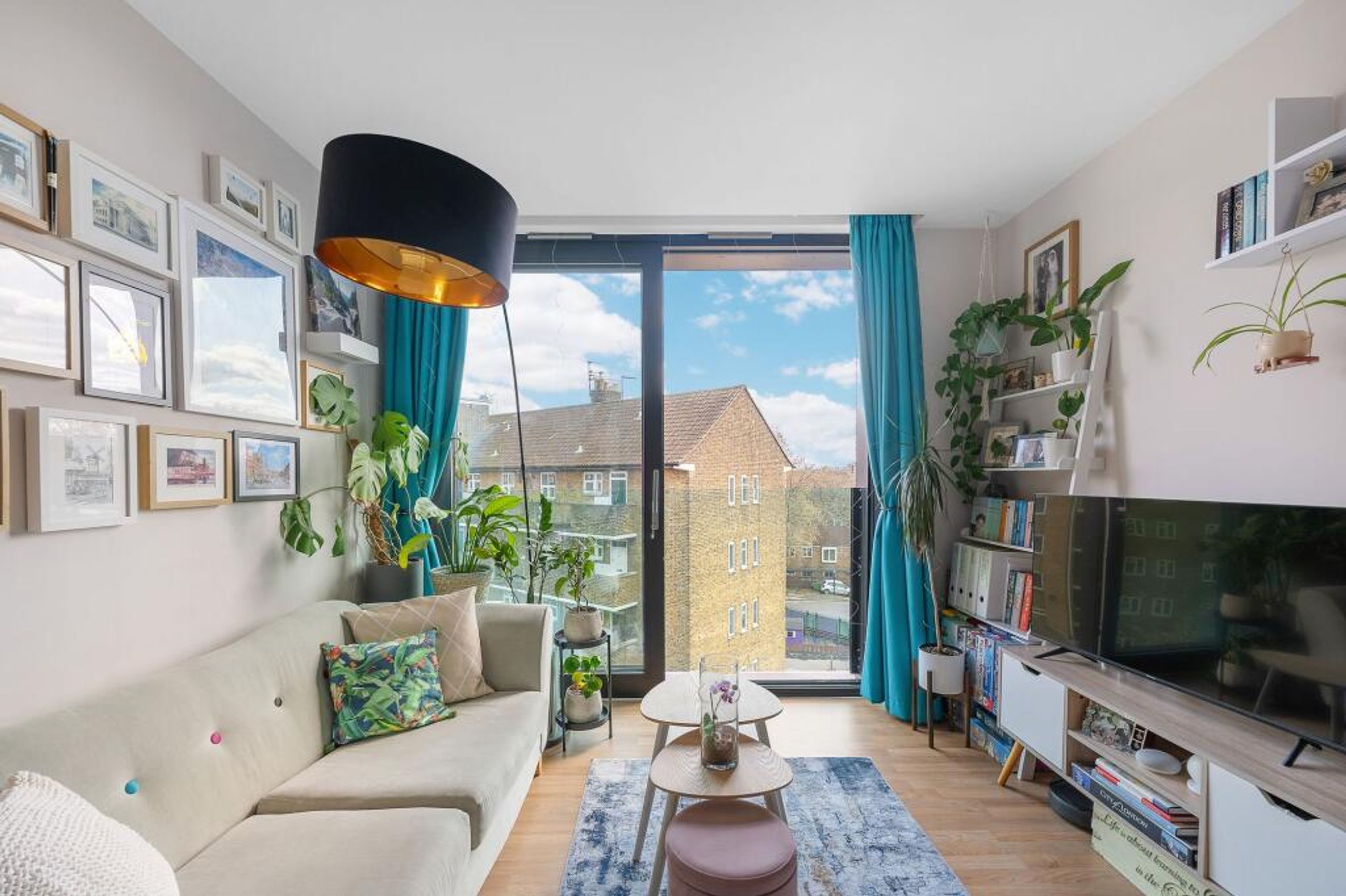 Property photo 4 of 14 for 20 Juxon Street