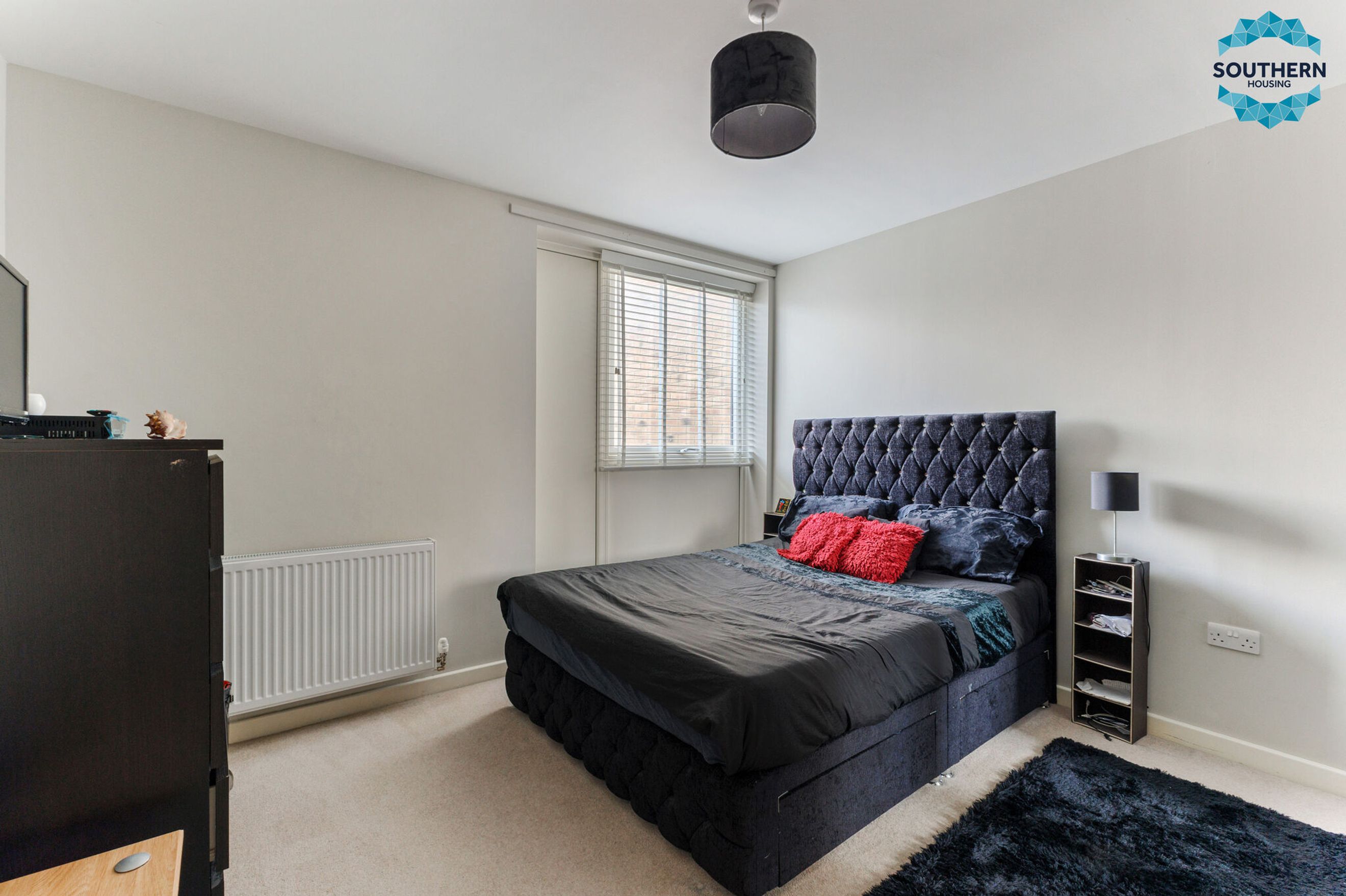 Property photo 8 of 12 for FLAT 4, 17 Station Approach Road