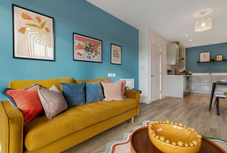 Property photo 3 of 8 for 443a Brighton Road