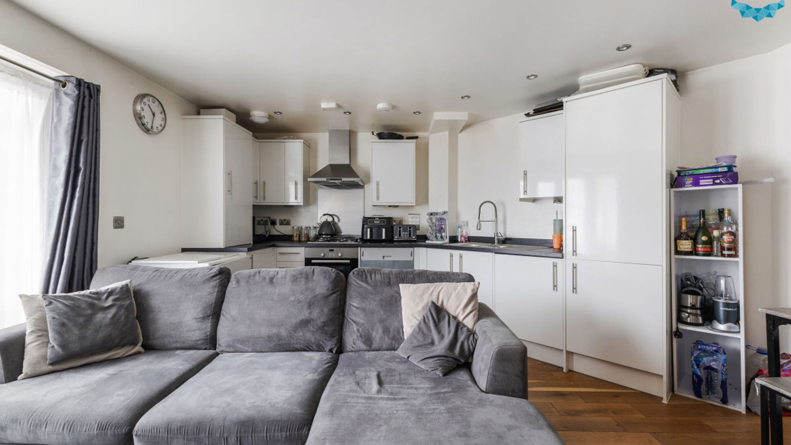 Property photo 6 of 39 for FLAT 4 Charlotte Court, 22B Bishops Road, Croydon, Surrey,  