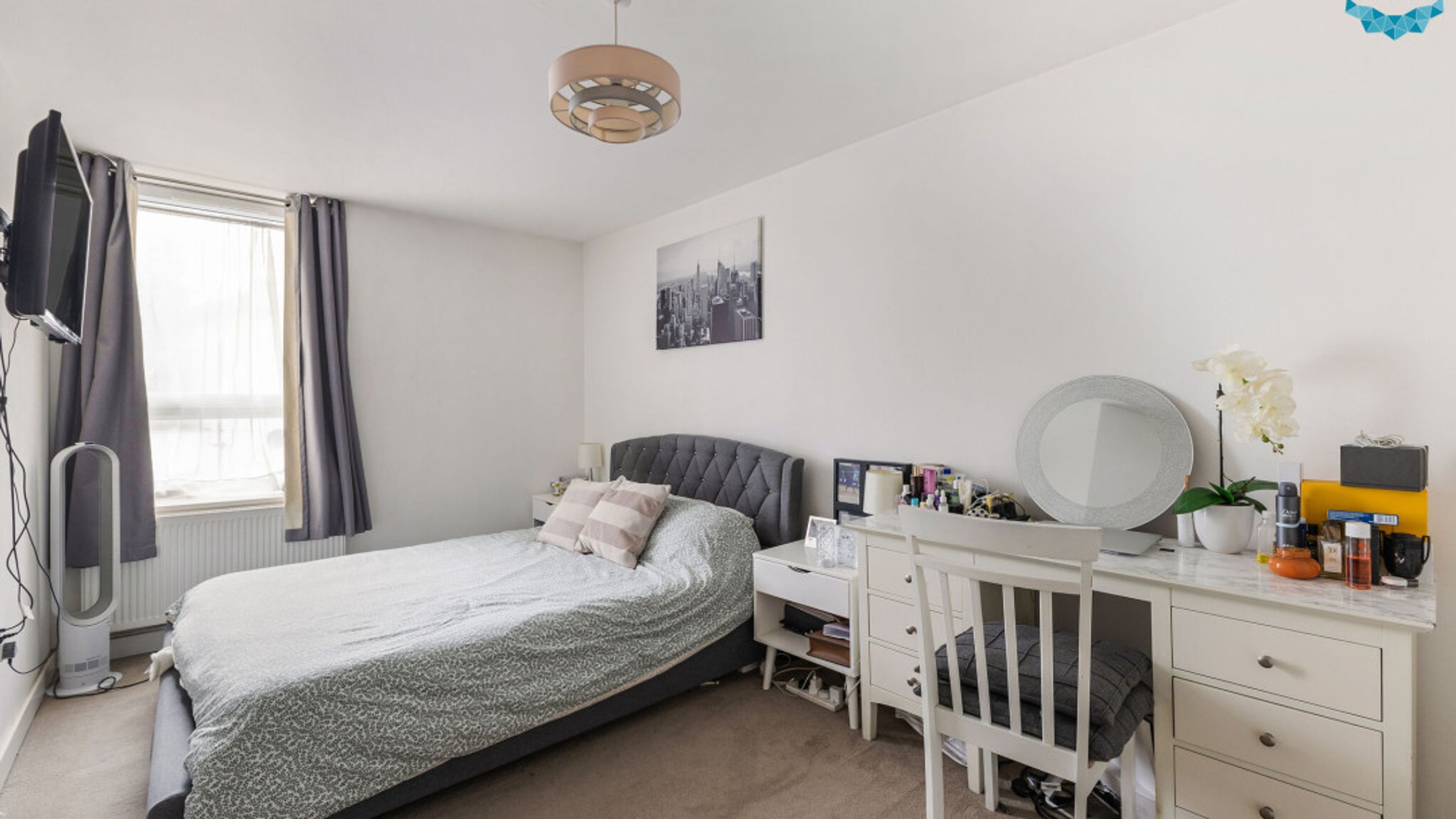 Property photo 11 of 39 for FLAT 4 Charlotte Court, 22B Bishops Road, Croydon, Surrey,  
