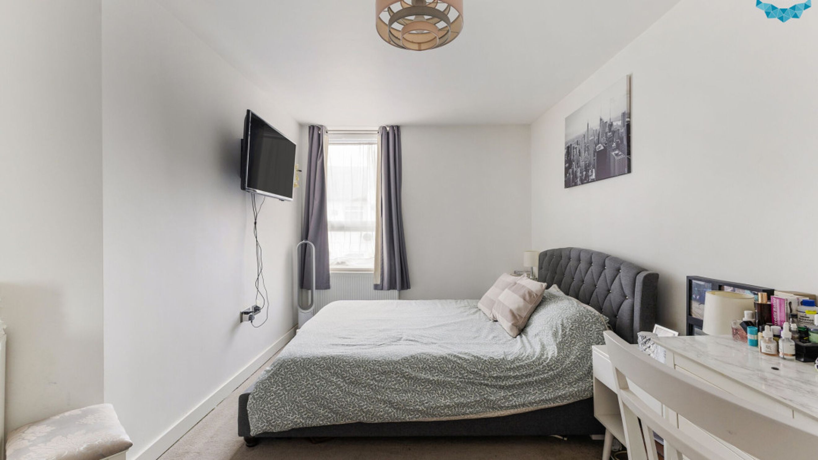 Property photo 12 of 39 for FLAT 4 Charlotte Court, 22B Bishops Road, Croydon, Surrey,  