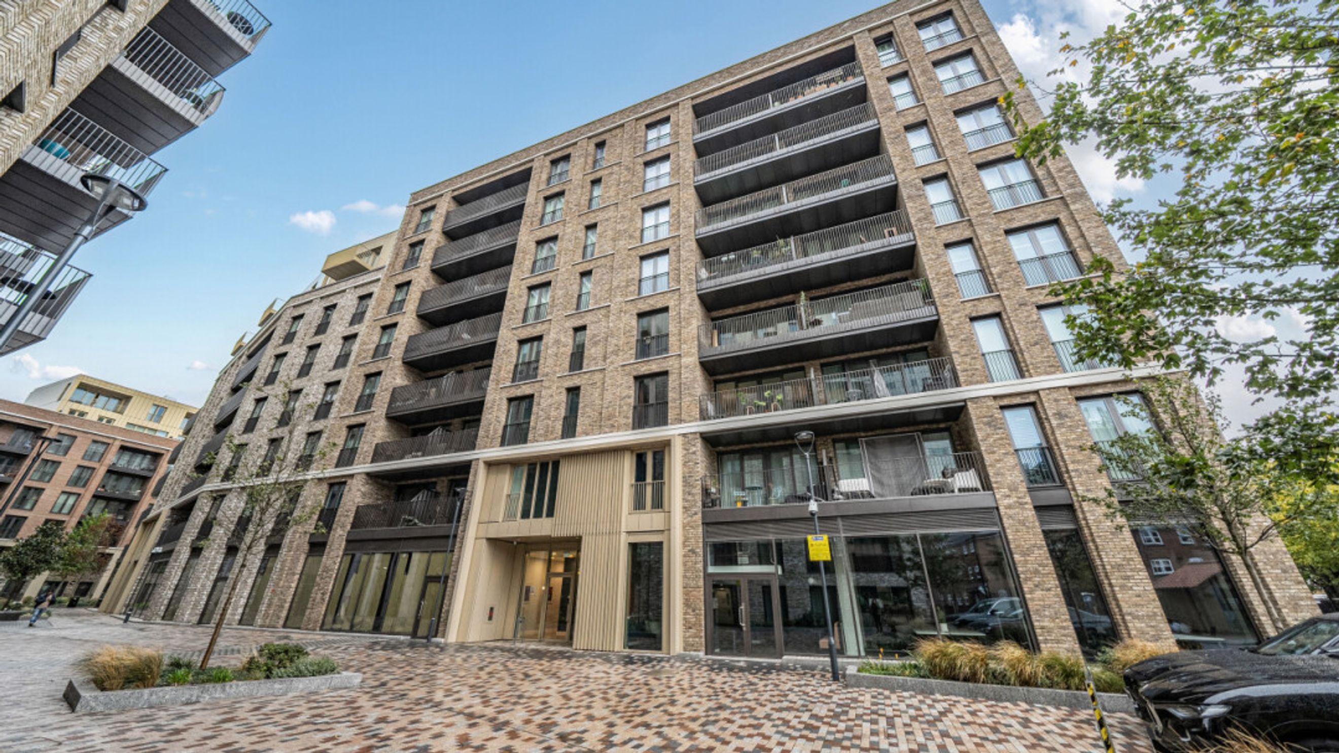 Property photo 18 of 36 for Georgette, Apartments, 4 Cendal Crescent, London,  