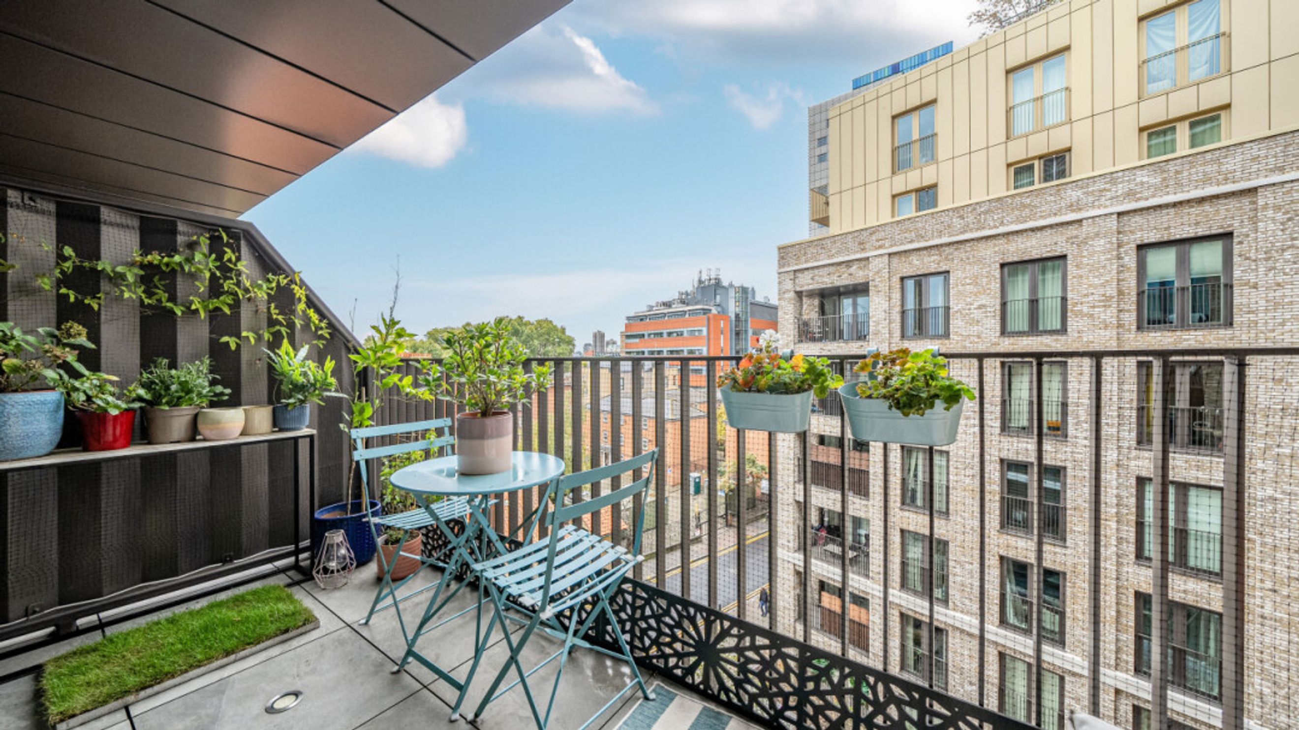 Property photo 26 of 36 for Georgette, Apartments, 4 Cendal Crescent, London,  