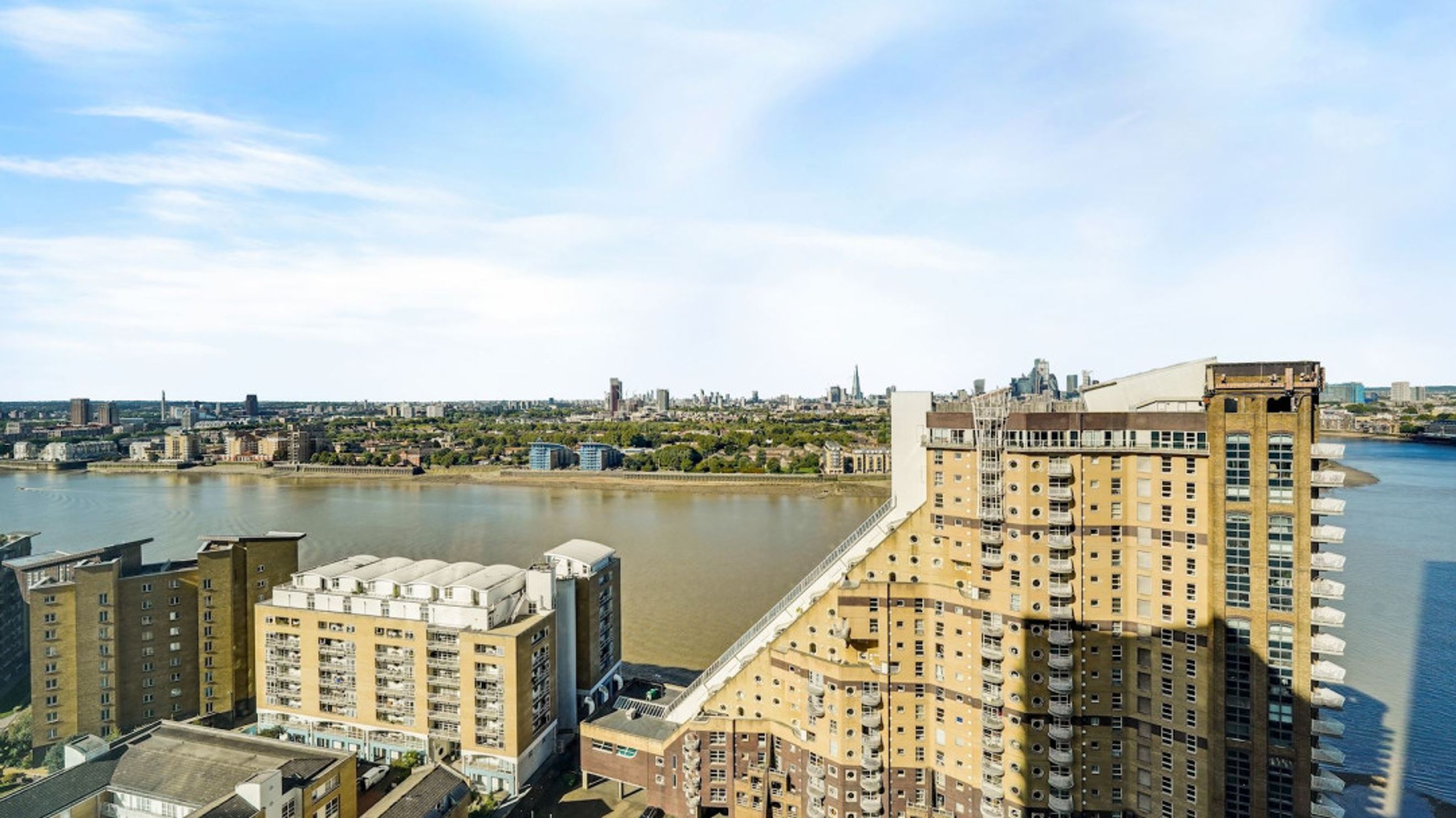 Property photo 17 of 17 for London, London,  