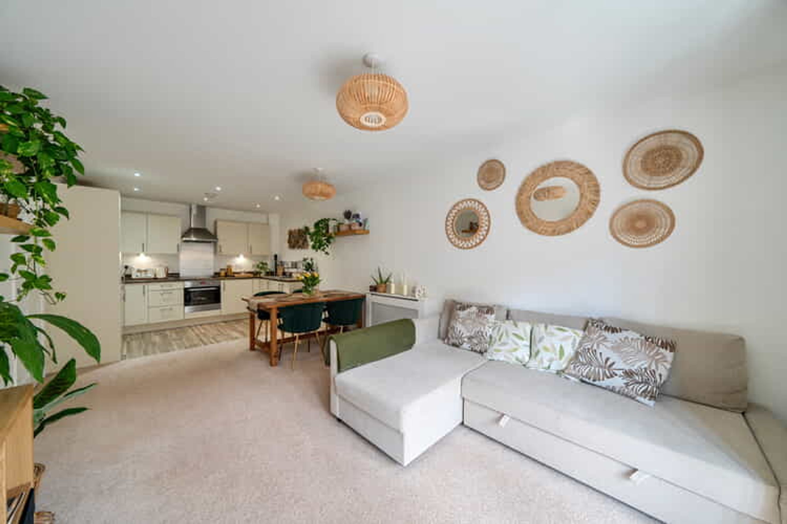 Property photo 1 of 20 for Chenille Court, Hackbridge Road