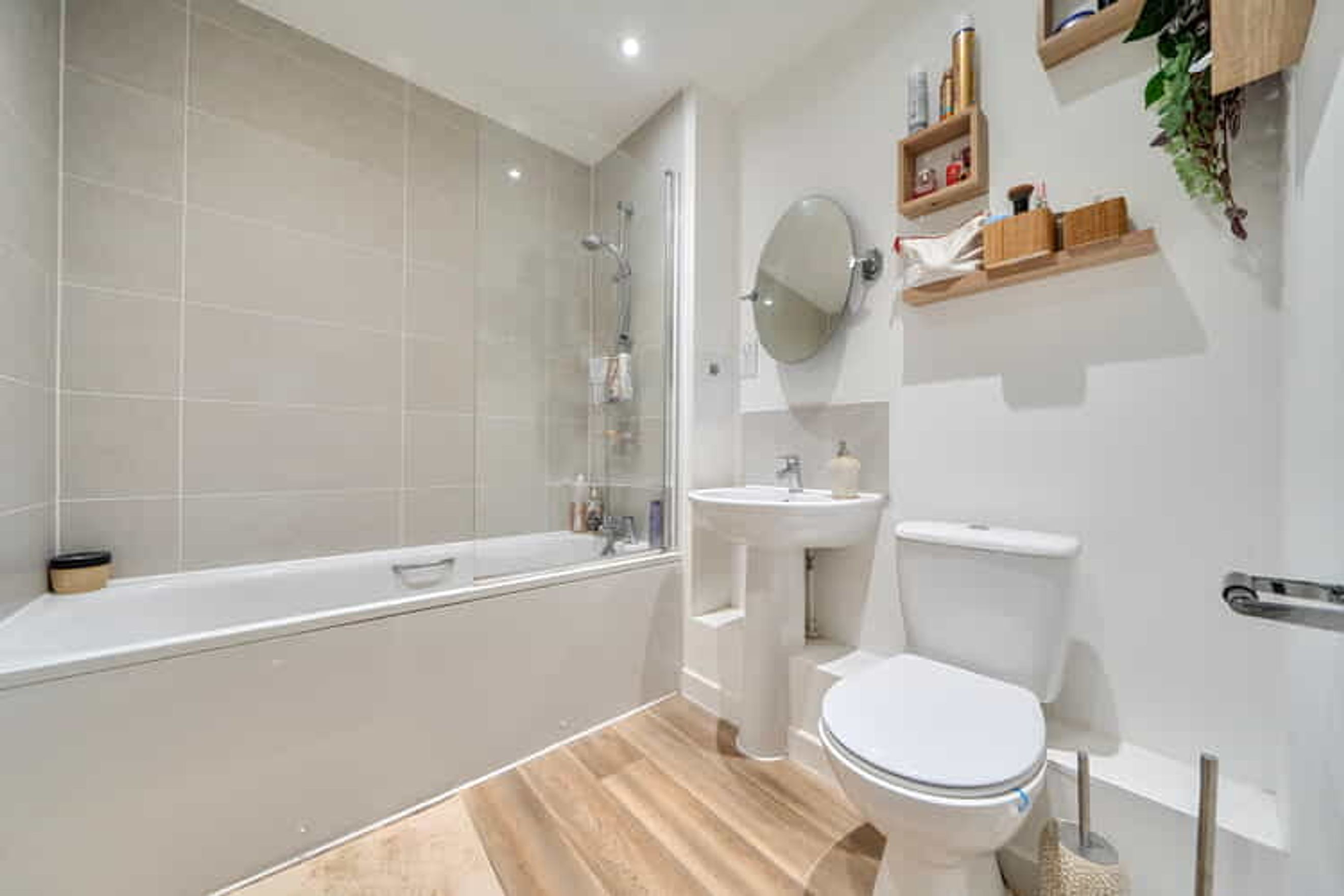 Property photo 11 of 20 for Chenille Court, Hackbridge Road