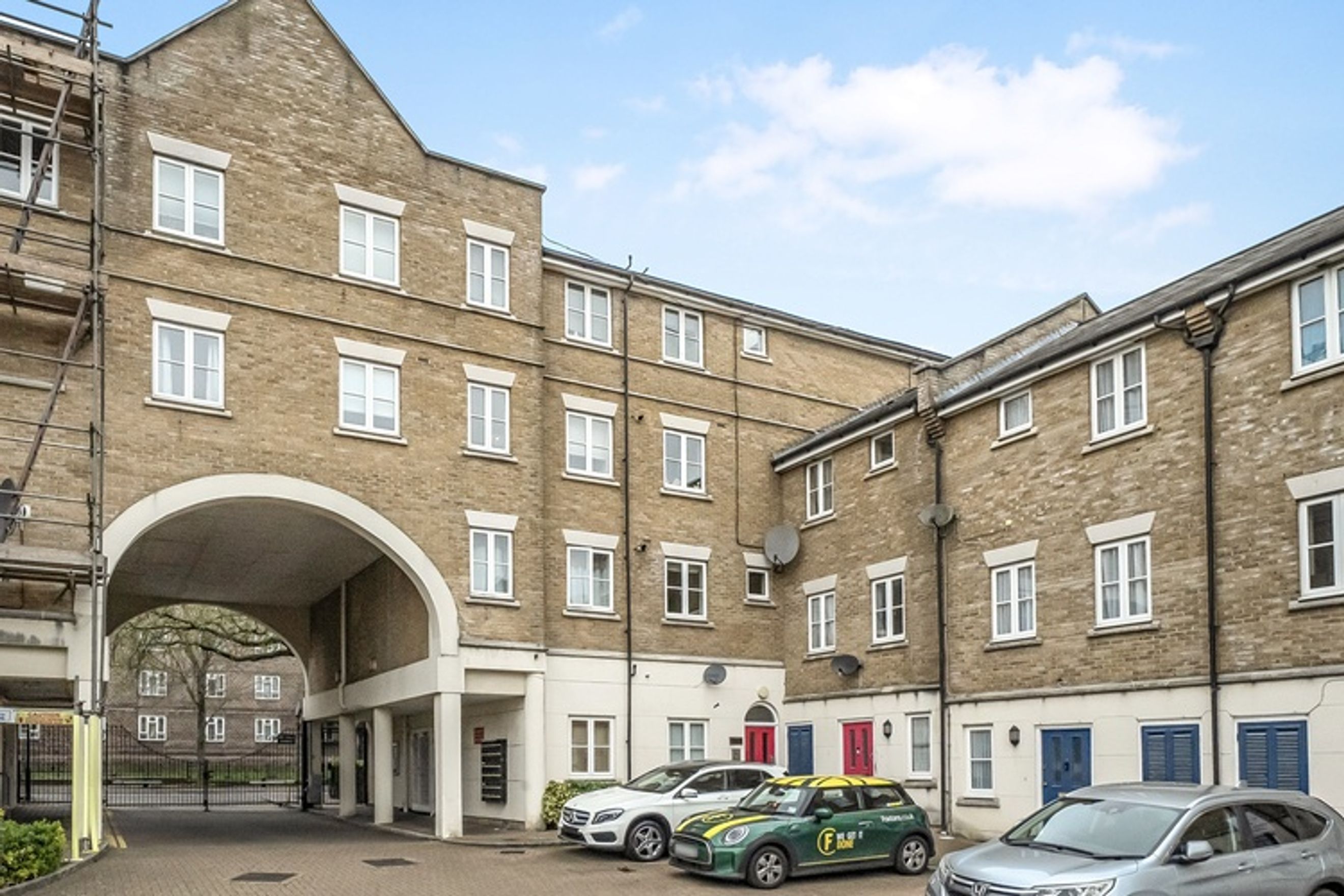 Property photo 15 of 15 for Charman House, 2 Bristowe Close