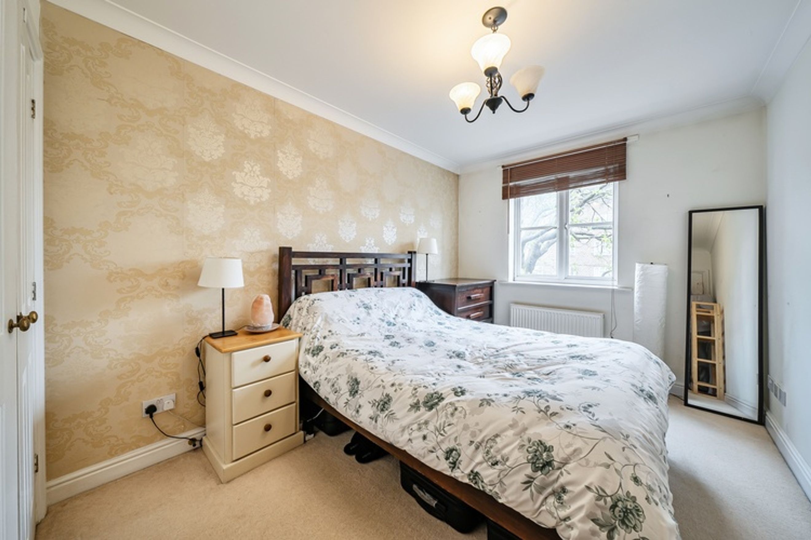 Property photo 10 of 15 for Charman House, 2 Bristowe Close