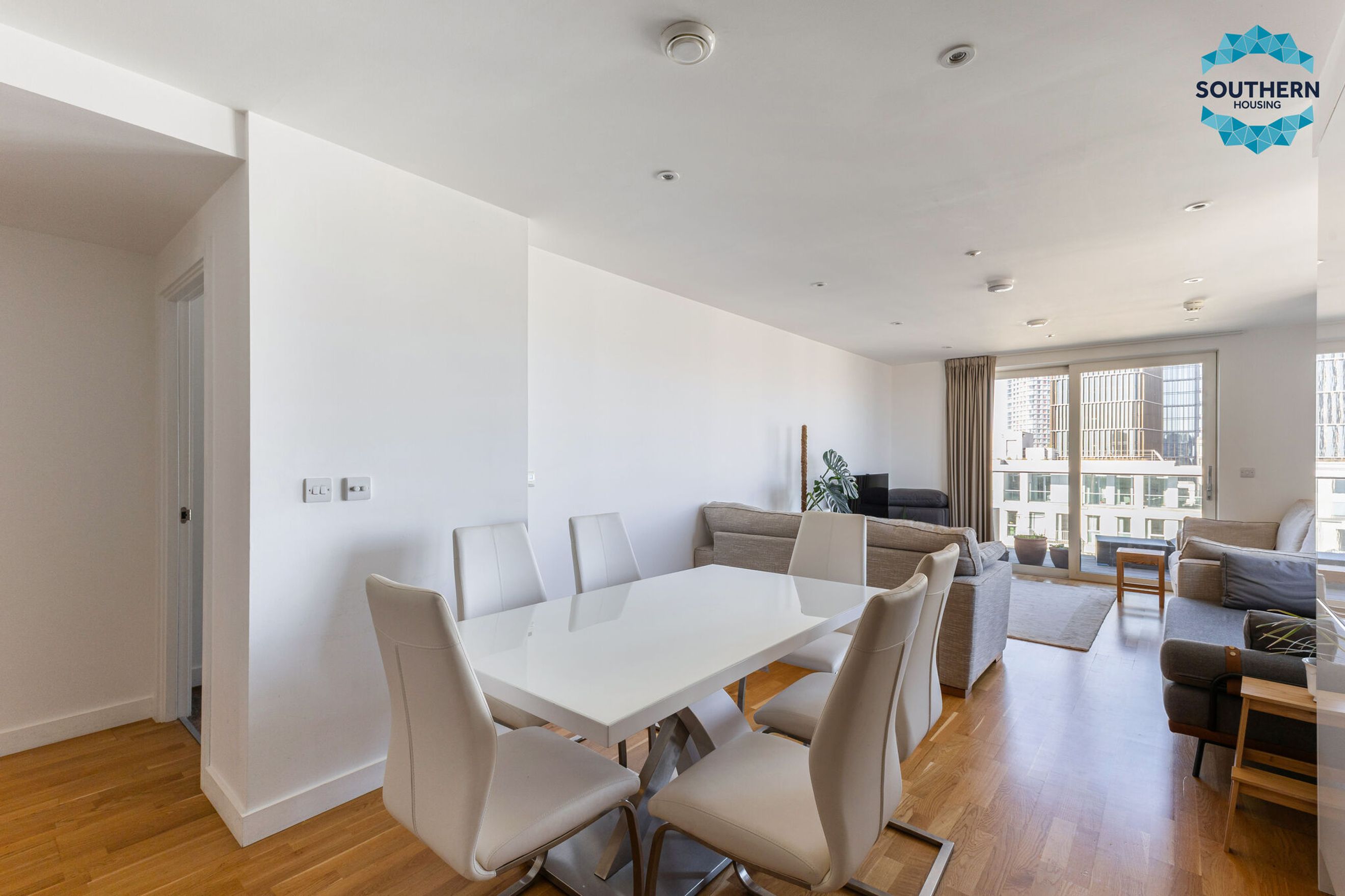 Property photo 12 of 26 for Flat 40 Chroma Mansions, 14 Penny Brokes Street