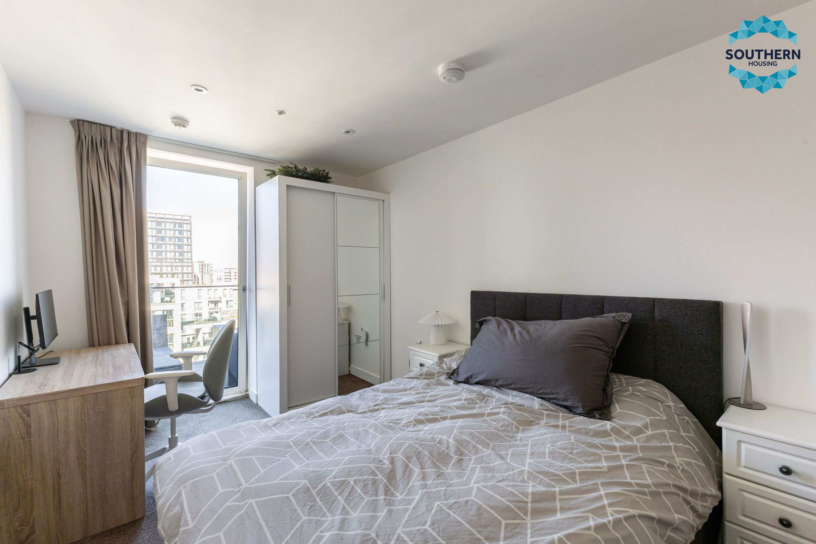 Property photo 17 of 26 for Flat 40 Chroma Mansions, 14 Penny Brokes Street