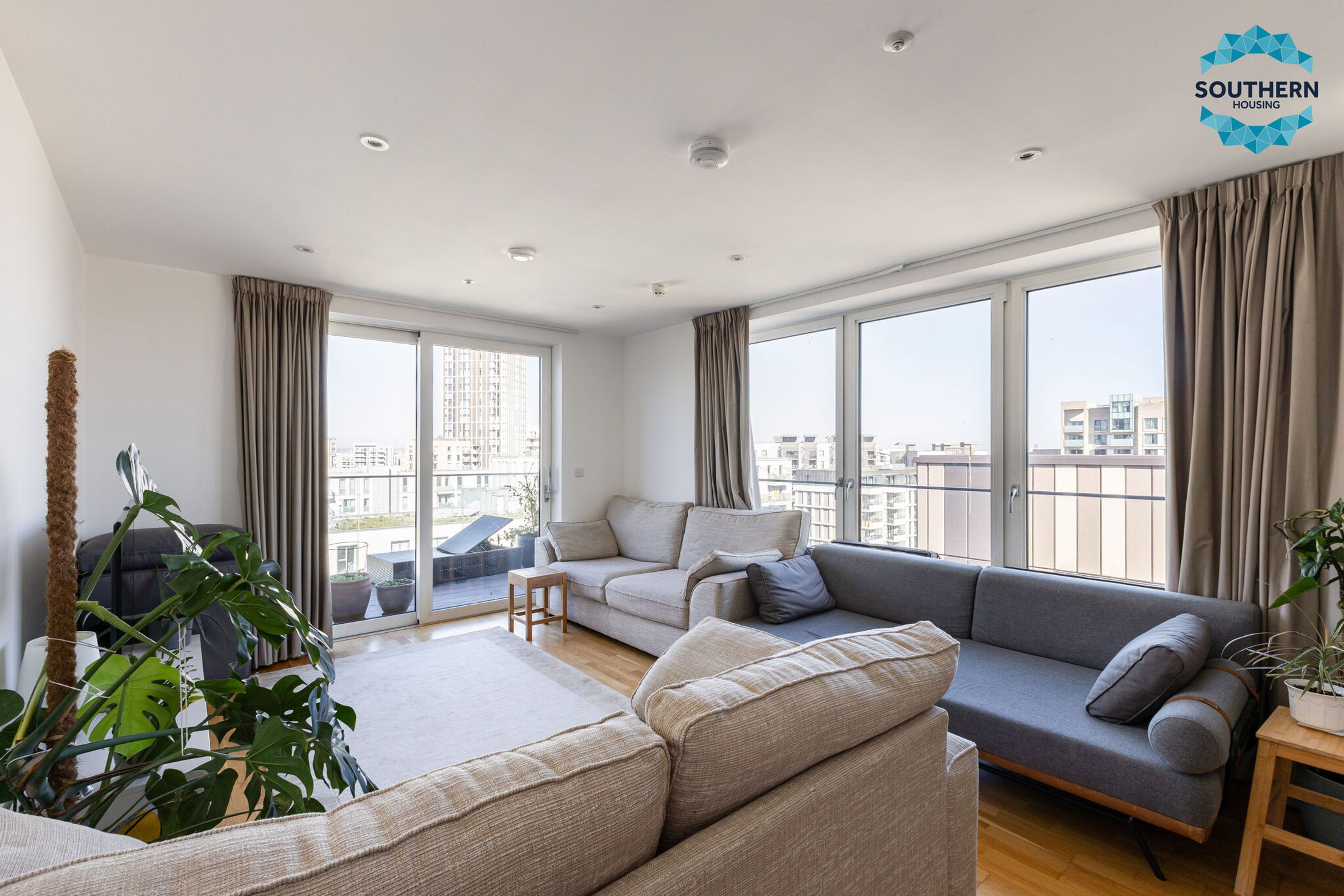 Property photo 2 of 26 for Flat 40 Chroma Mansions, 14 Penny Brokes Street