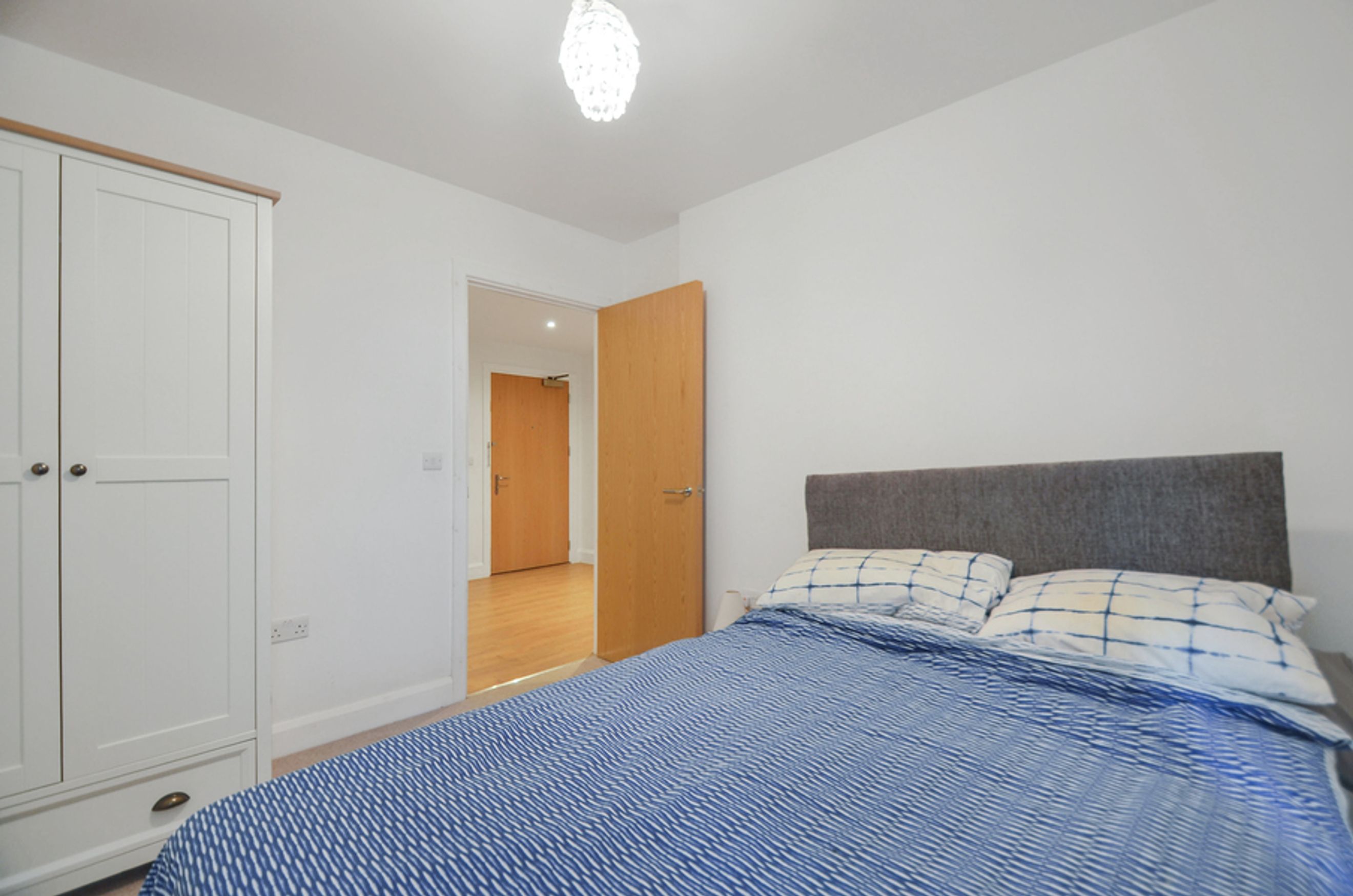 Property photo 14 of 22 for Pilch House, 27 Violet Road