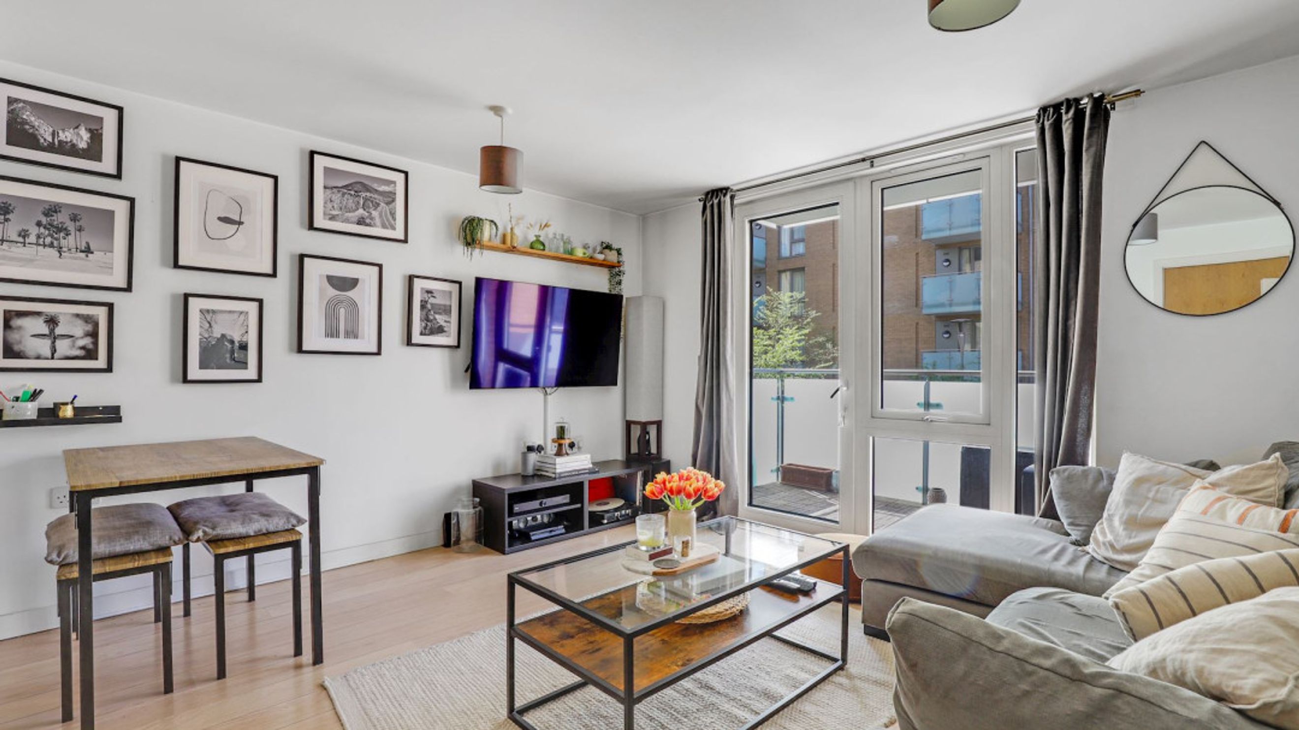 Property photo 13 of 21 for London SW9 0BF, London,  