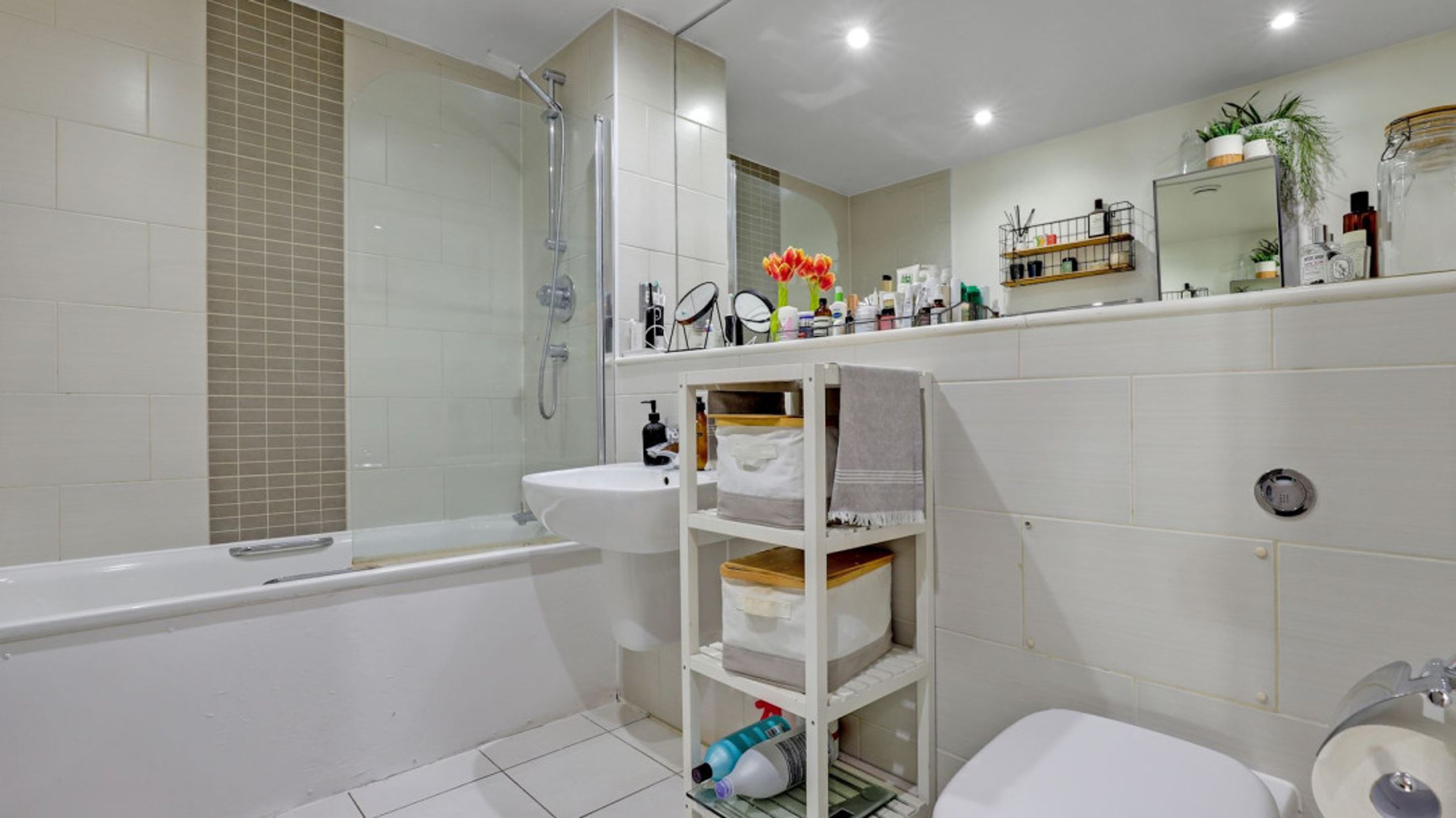 Property photo 19 of 21 for London SW9 0BF, London,  