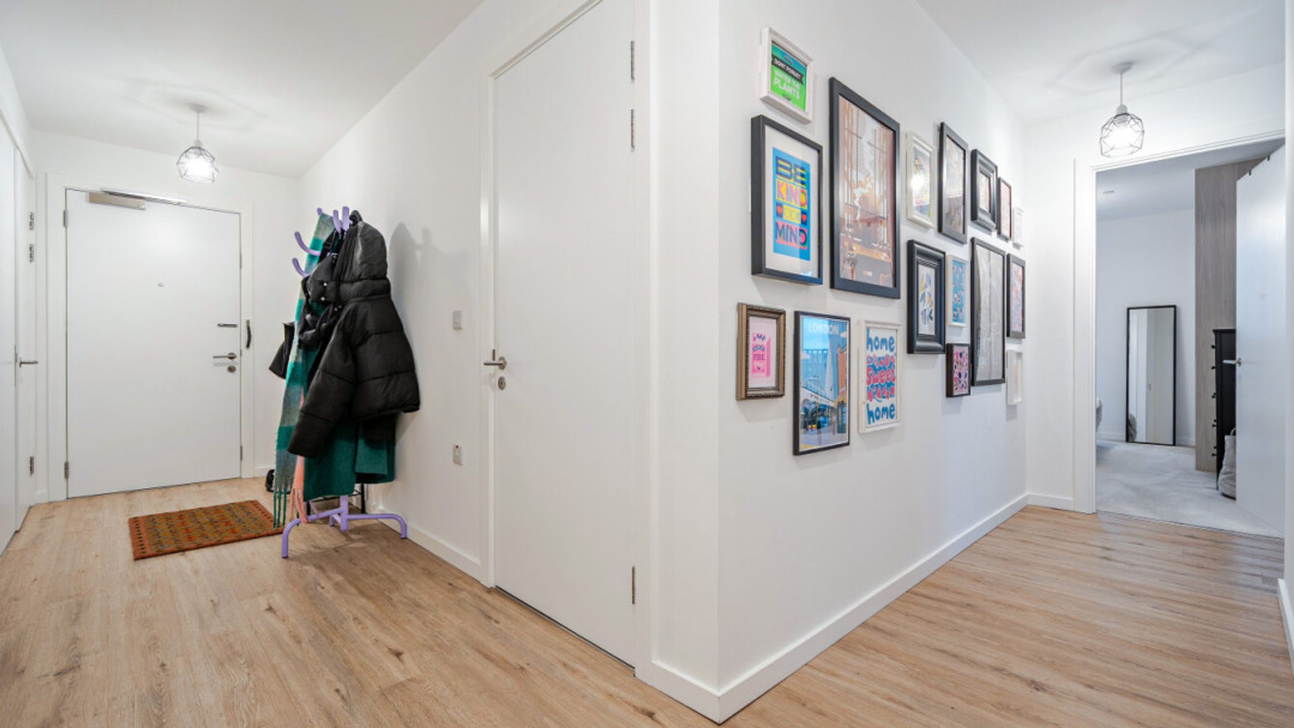 Property photo 7 of 34 for Lacewood Apartments, 4 Timberyard Street,  