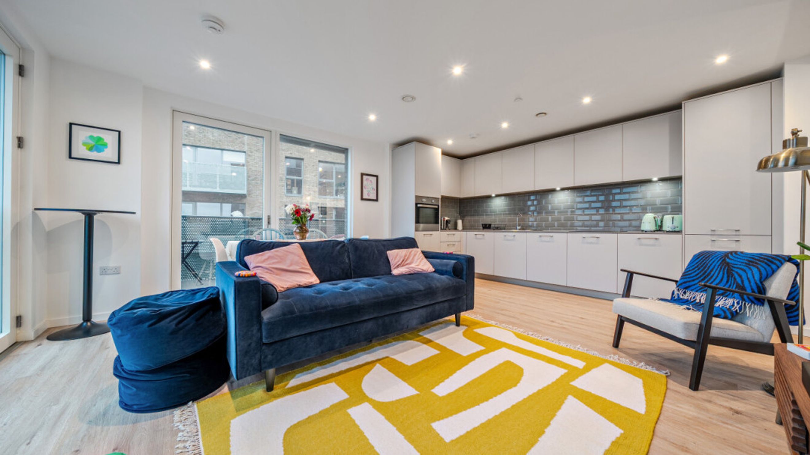 Property photo 20 of 34 for Lacewood Apartments, 4 Timberyard Street,  