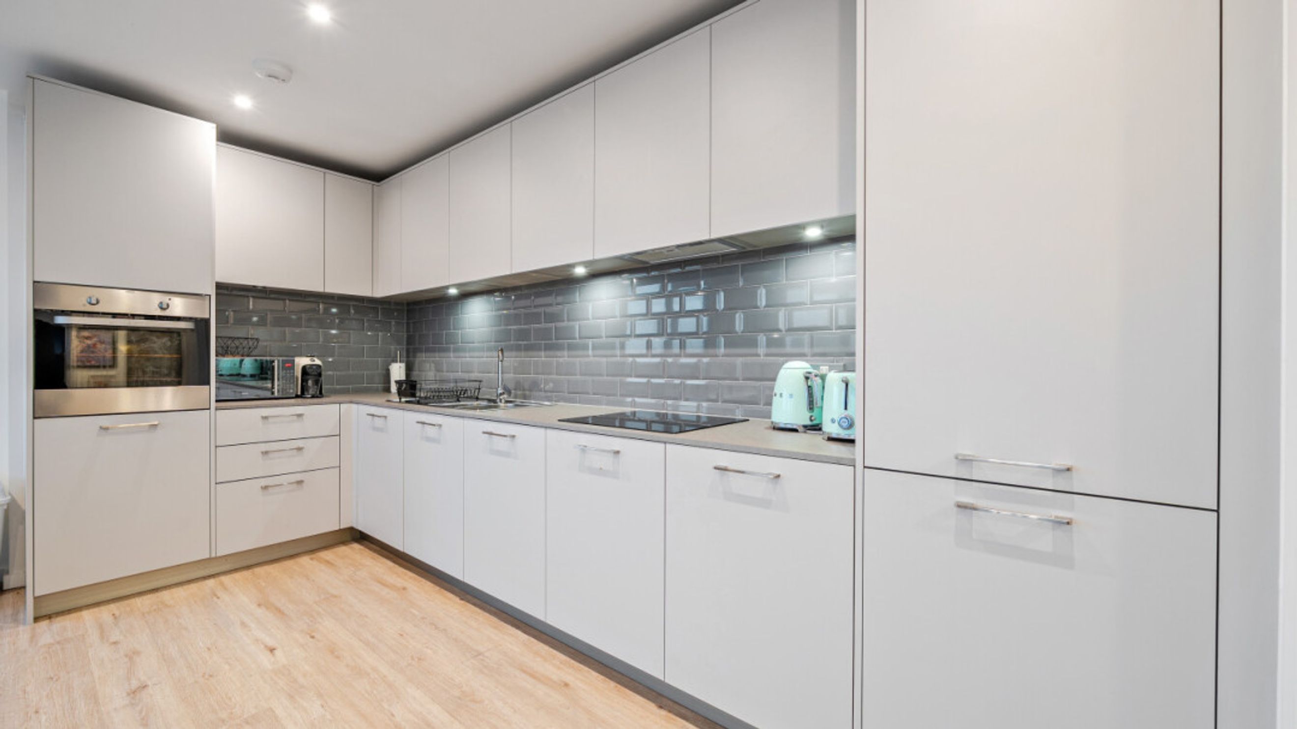 Property photo 22 of 34 for Lacewood Apartments, 4 Timberyard Street,  
