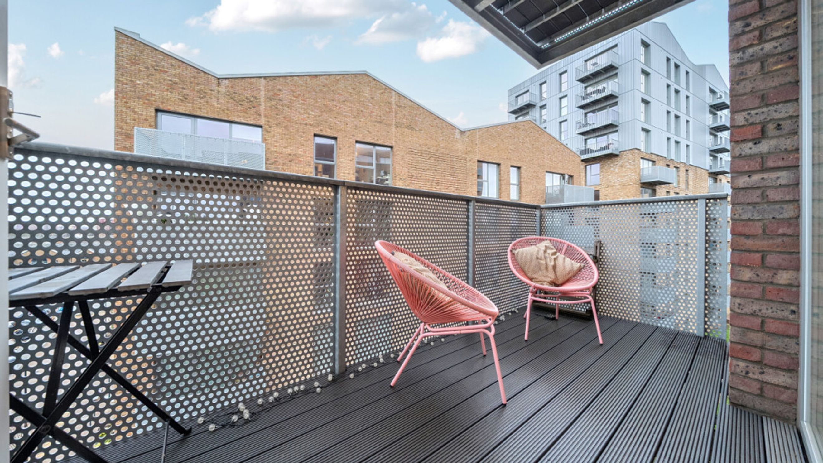 Property photo 21 of 34 for Lacewood Apartments, 4 Timberyard Street,  