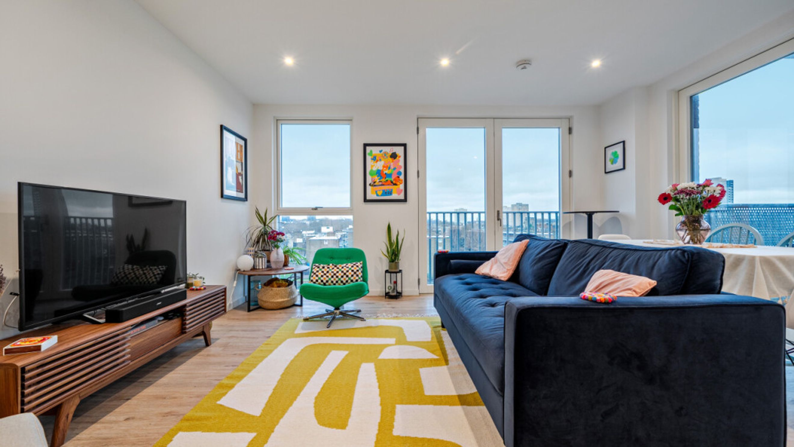 Property photo 23 of 34 for Lacewood Apartments, 4 Timberyard Street,  