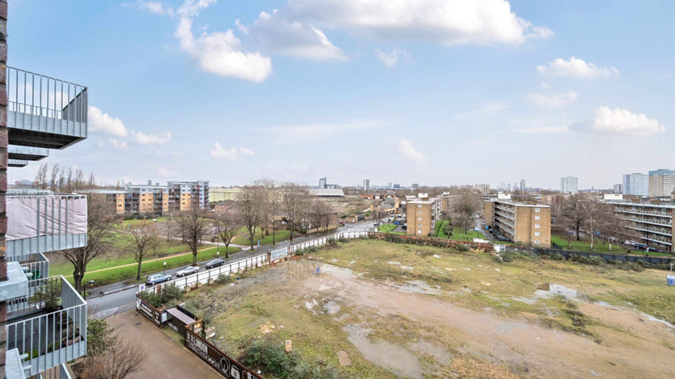 Property photo 33 of 34 for Lacewood Apartments, 4 Timberyard Street,  