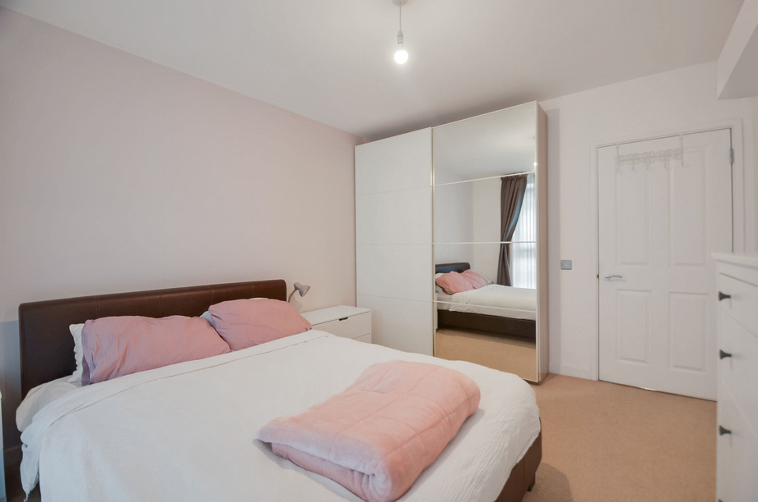 Property photo 13 of 19 for Kingsgate House, 536 Kings Road
