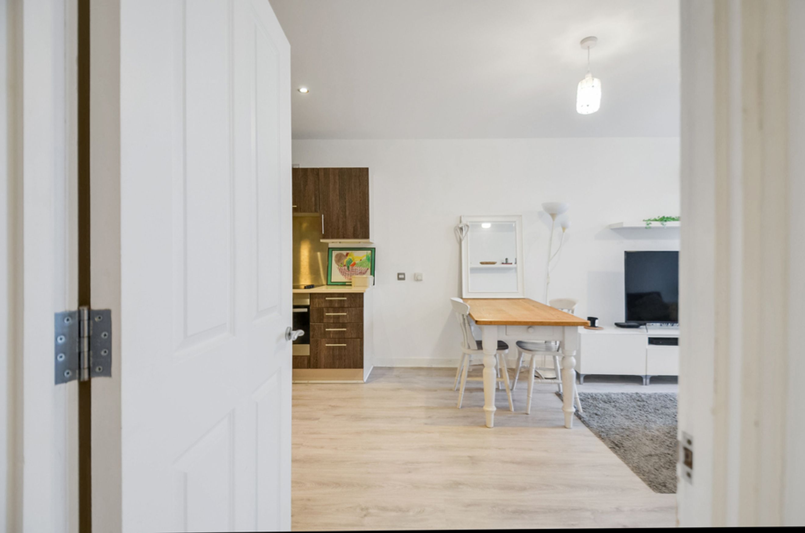 Property photo 11 of 19 for Kingsgate House, 536 Kings Road