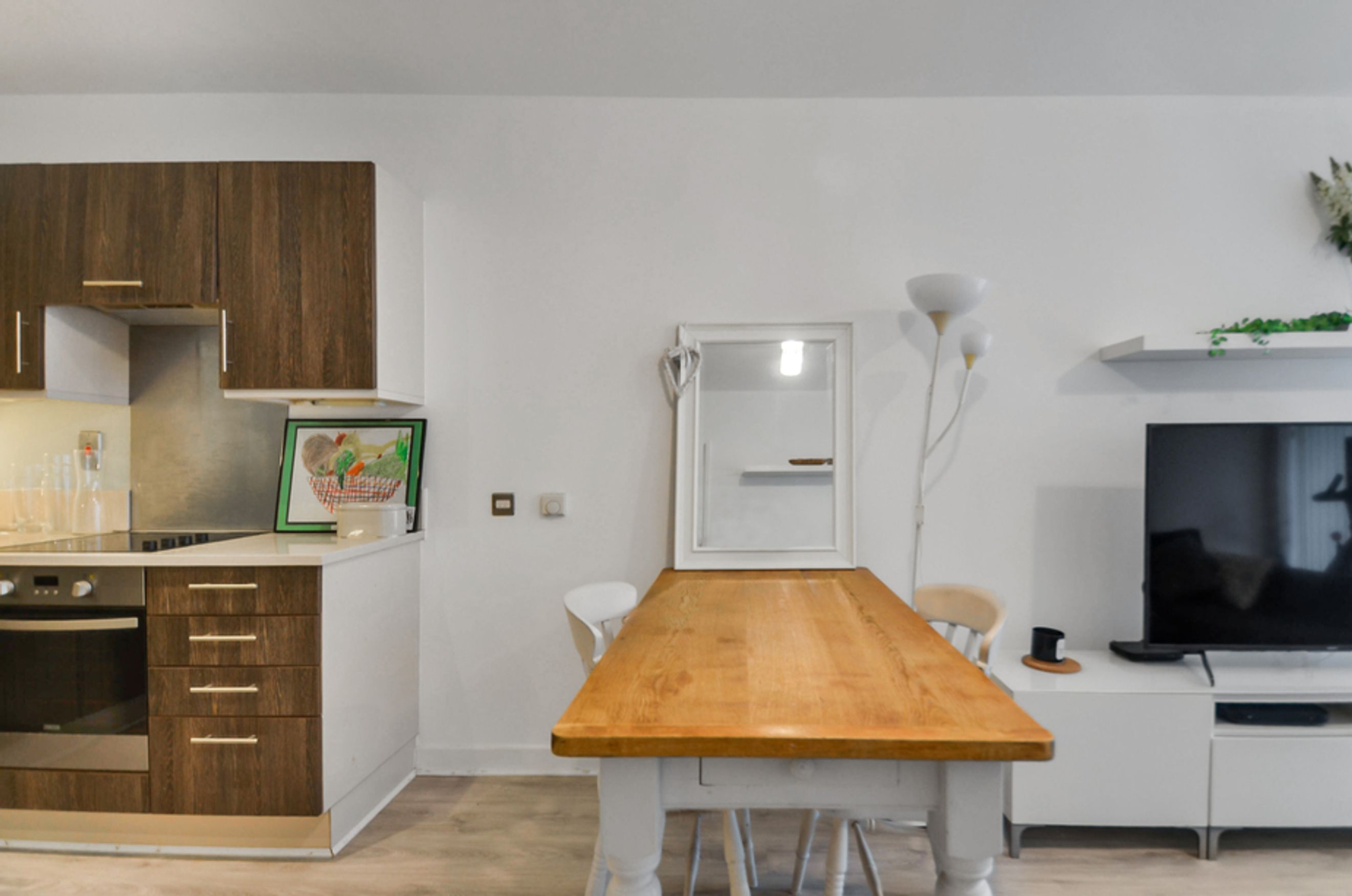 Property photo 10 of 19 for Kingsgate House, 536 Kings Road