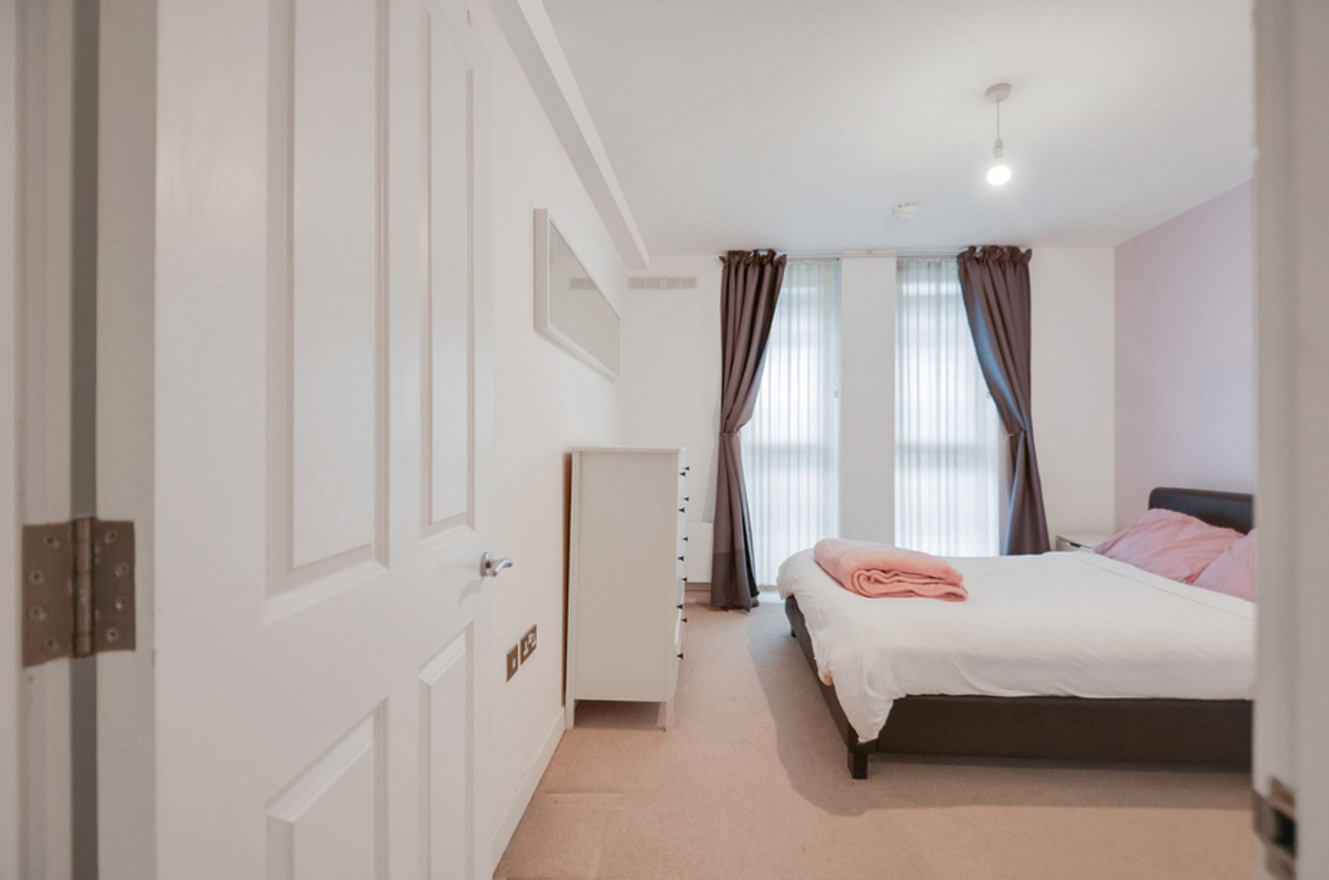 Property photo 14 of 19 for Kingsgate House, 536 Kings Road