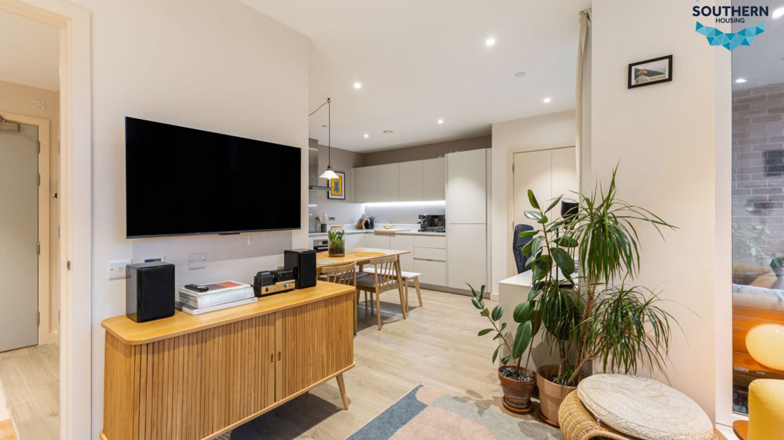 Property photo 26 of 44 for 6 Monier Road, London,  