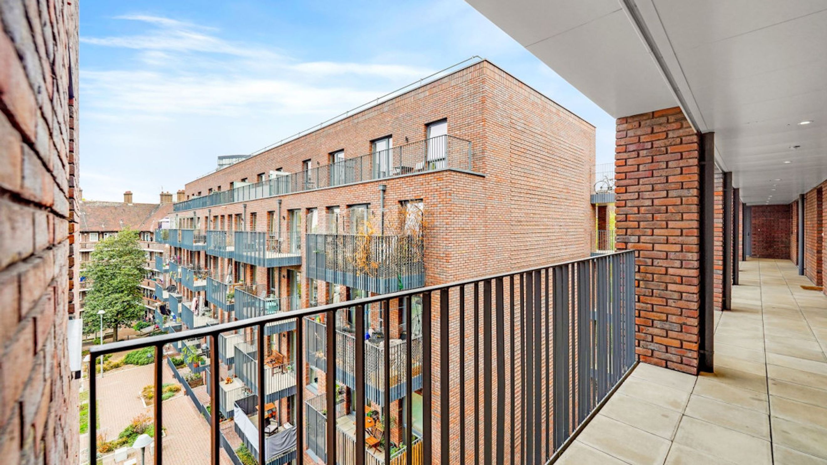 Property photo 14 of 15 for 90 Bromley High Street, London,  