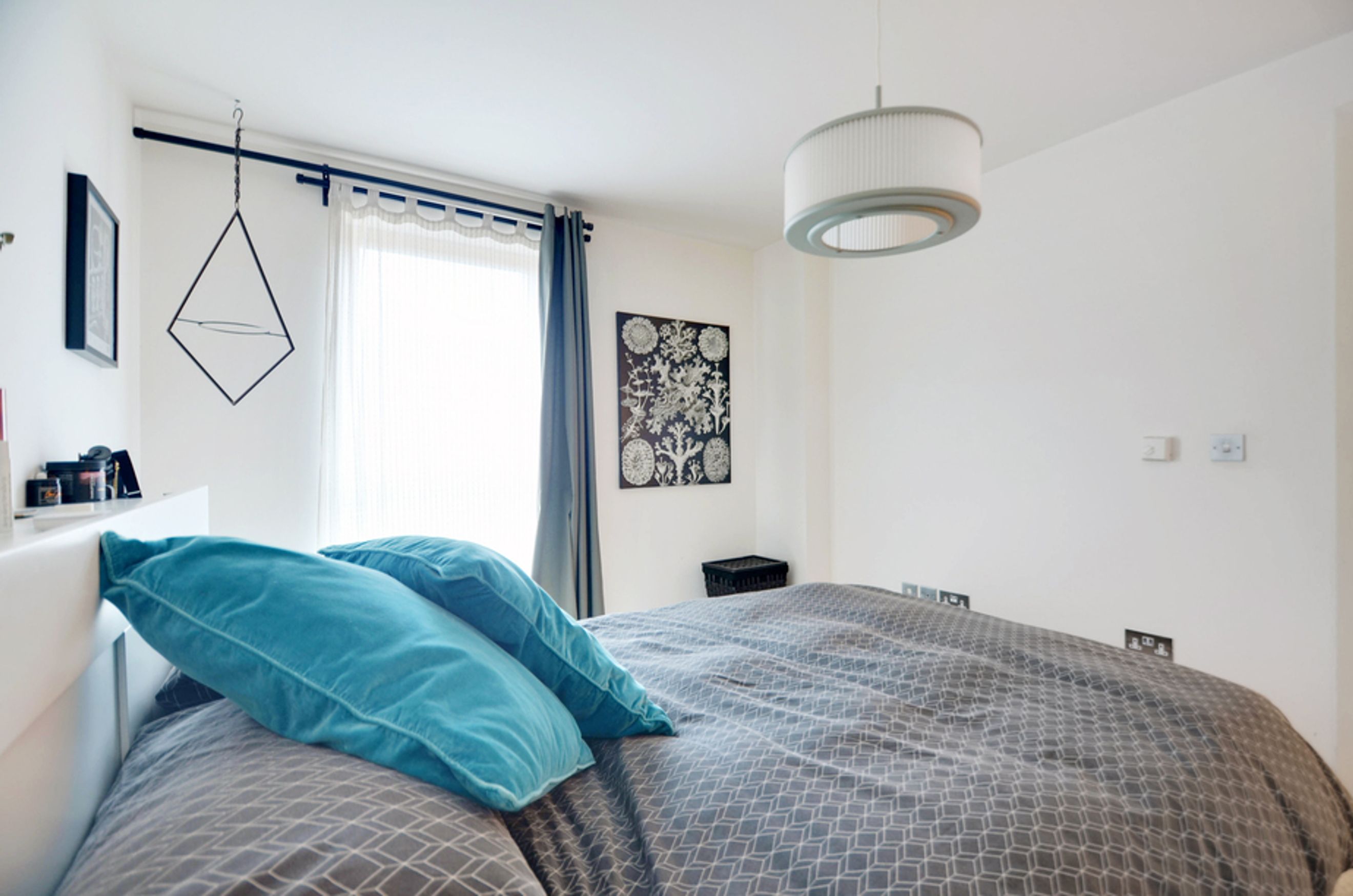 Property photo 14 of 26 for St James House, 52 Blackheath Hill