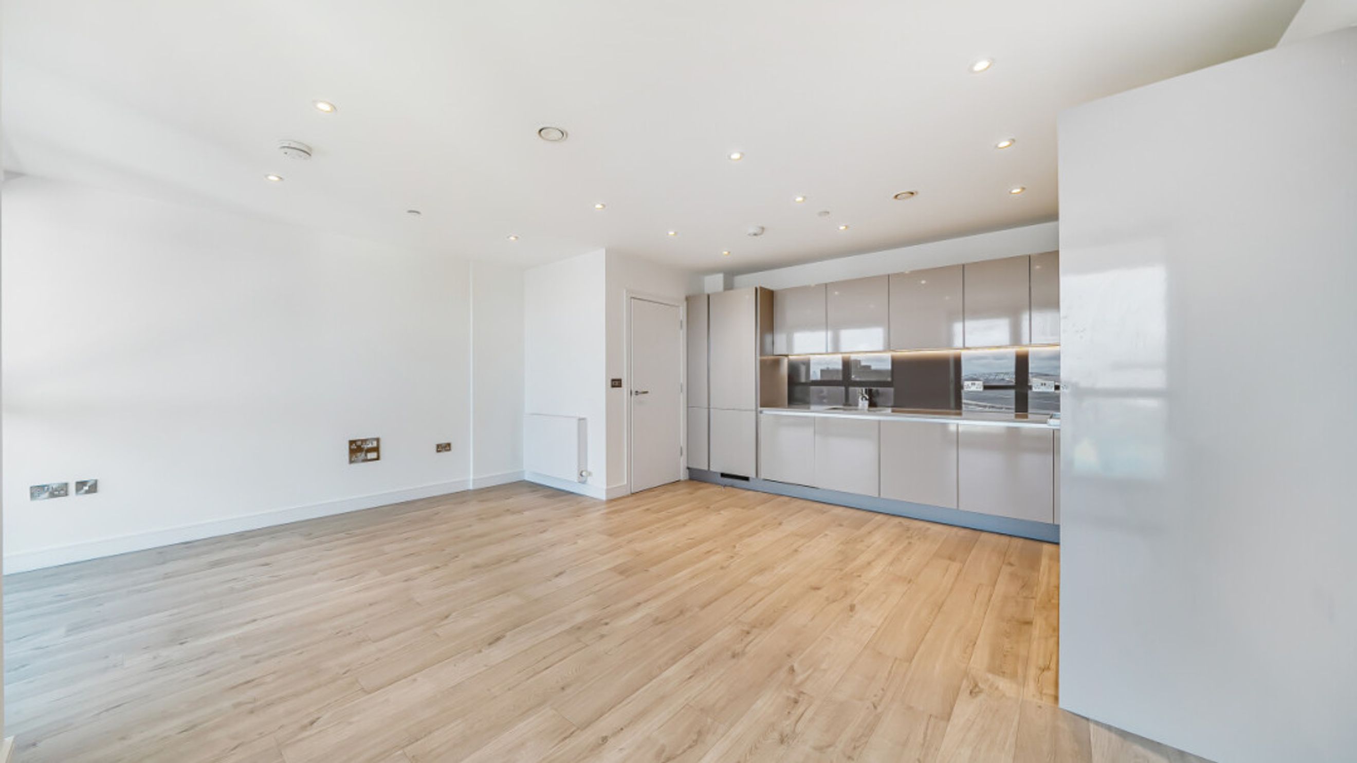 Property photo 4 of 19 for Williamson Heights, South Way, Wembley
