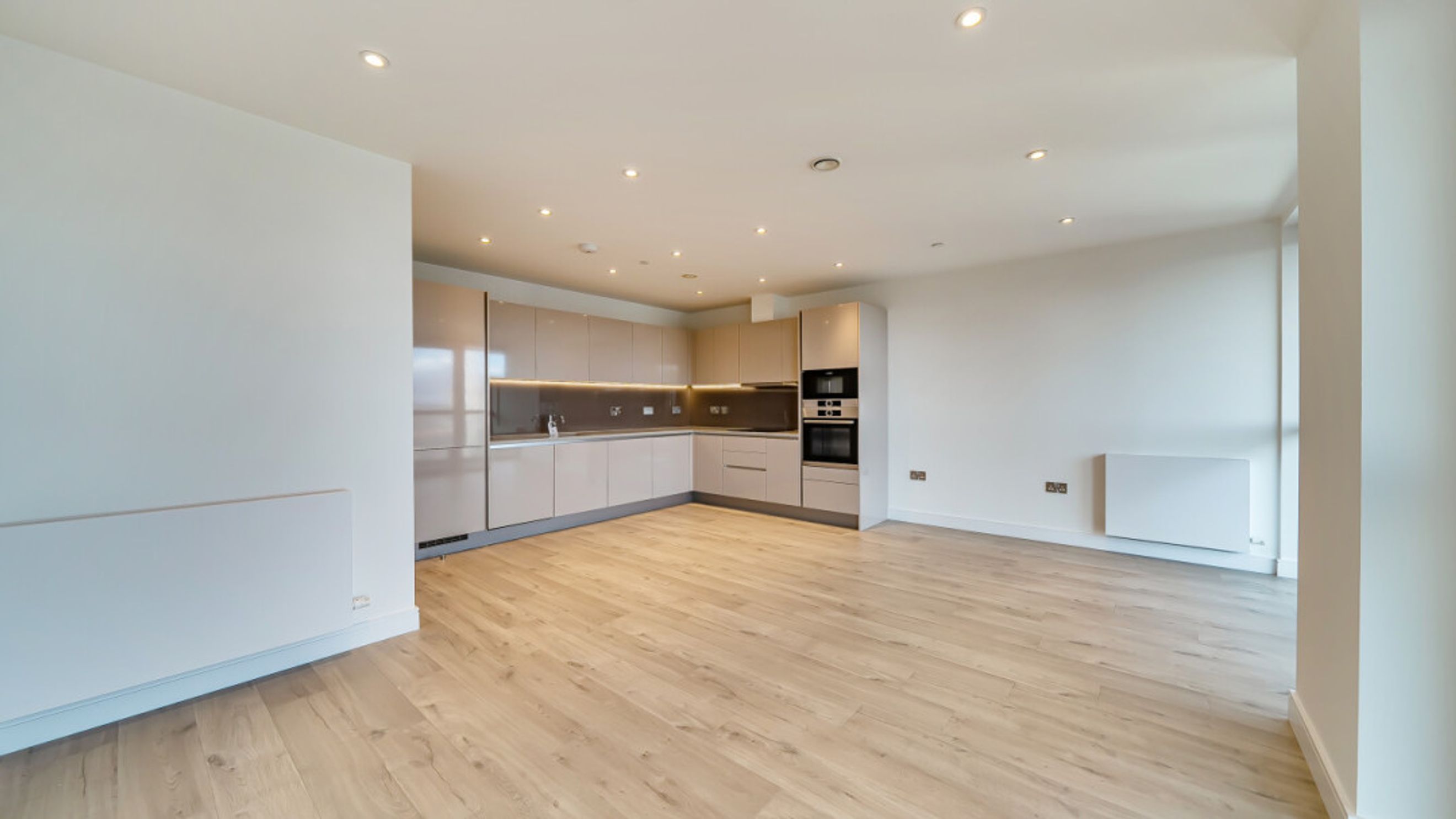 Property photo 1 of 19 for Williamson Heights, South Way, Wembley