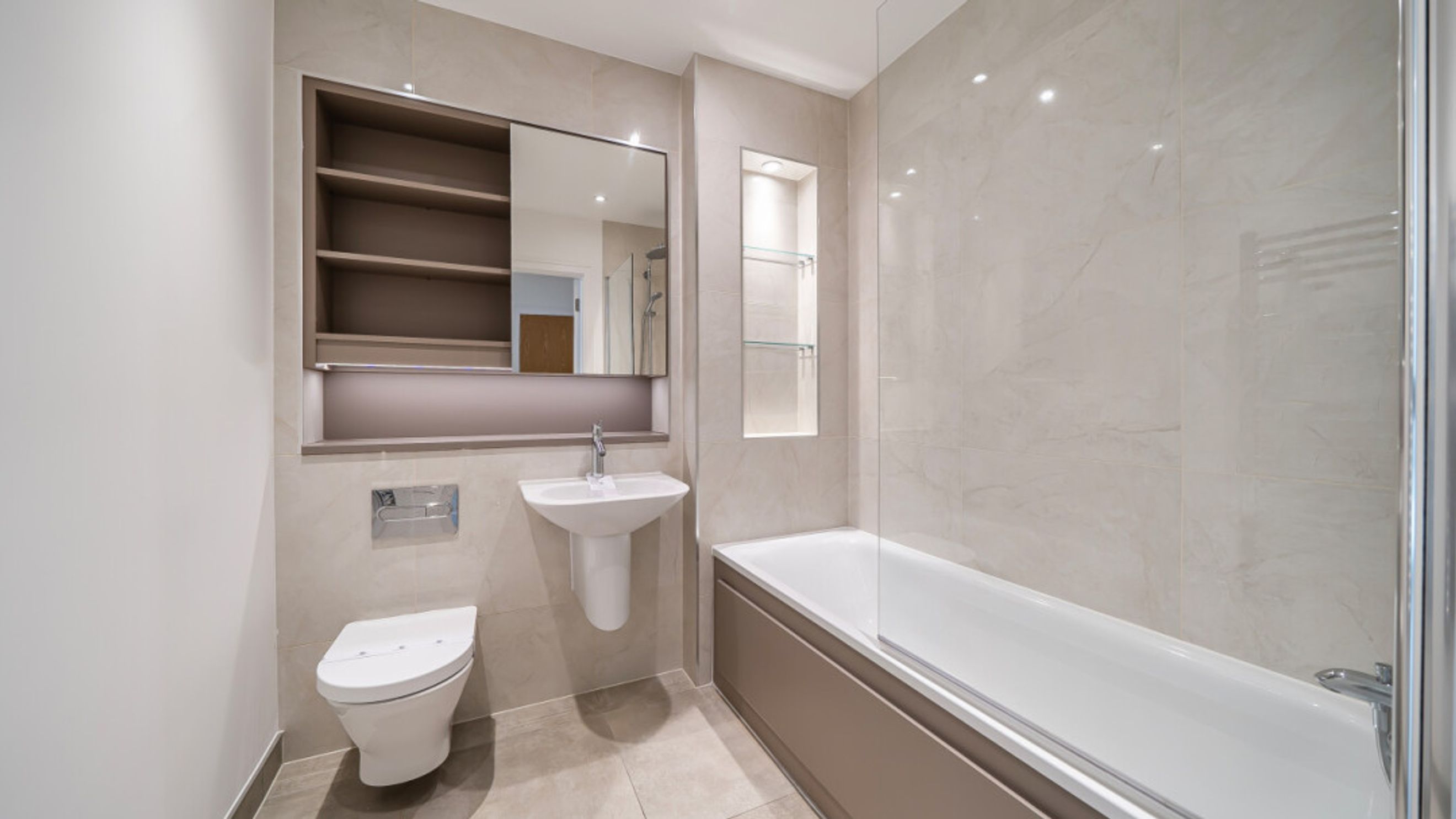 Property photo 8 of 18 for Williamson Heights, South Way, Wembley
