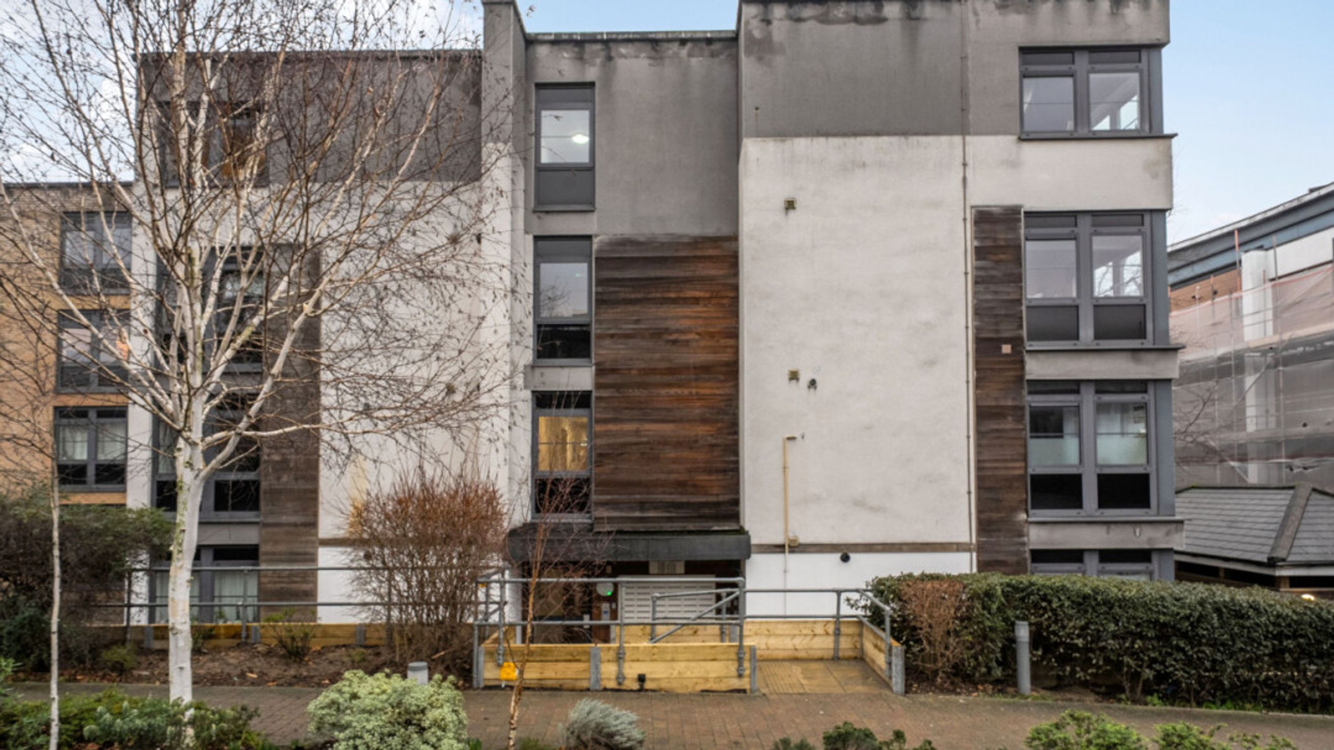 Property photo 29 of 30 for Hannay House, 23 Scott Avenue, Putney,  