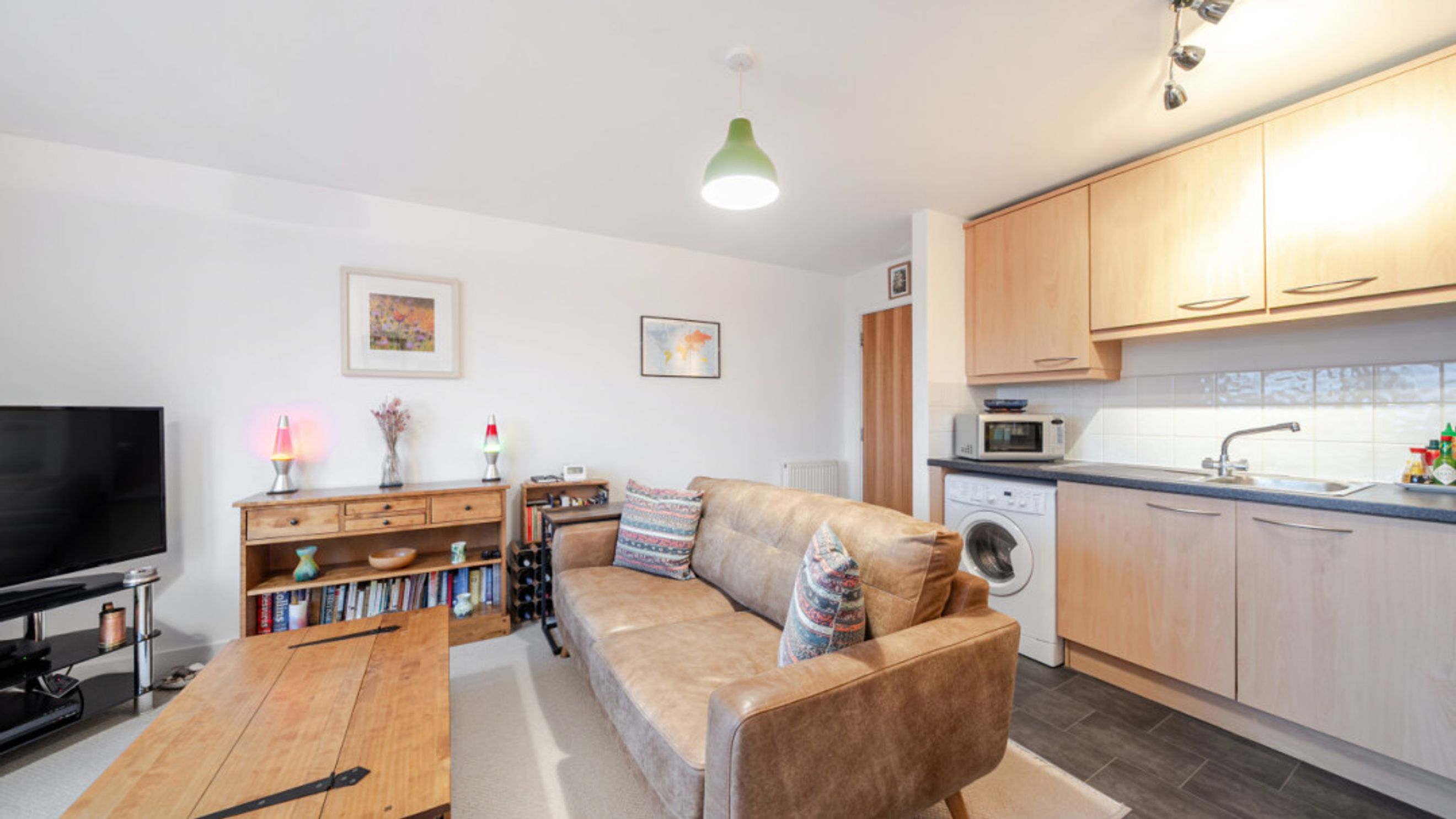 Property photo 3 of 30 for Hannay House, 23 Scott Avenue, Putney,  