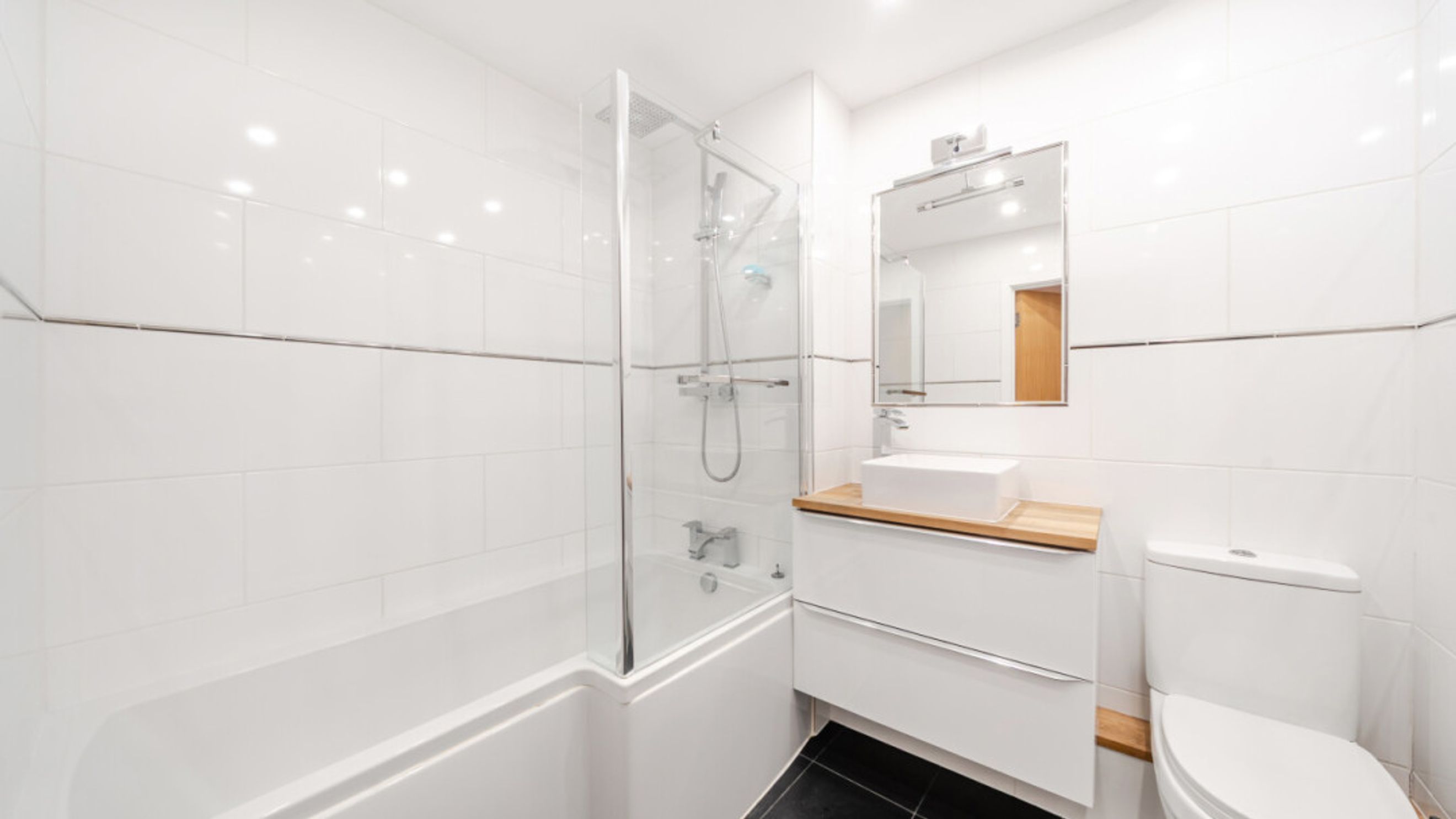 Property photo 27 of 30 for Hannay House, 23 Scott Avenue, Putney,  