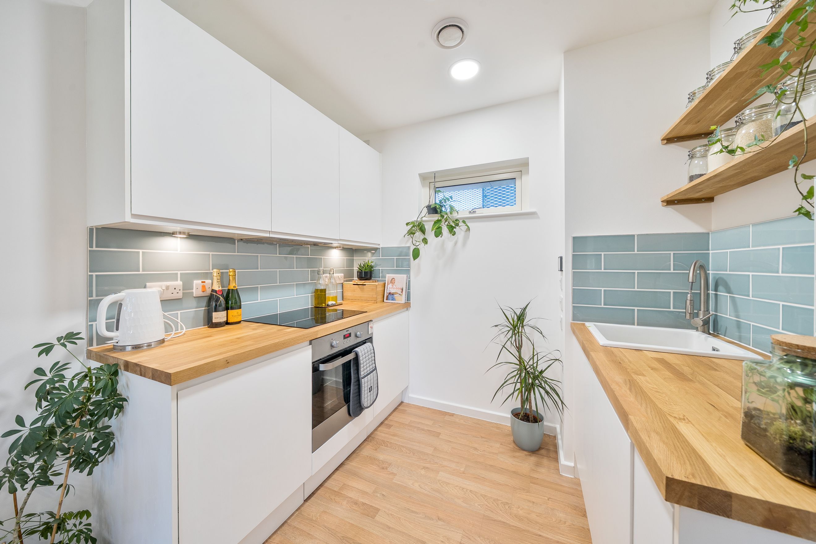 Property photo 3 of 20 for 8, Sail Street, London