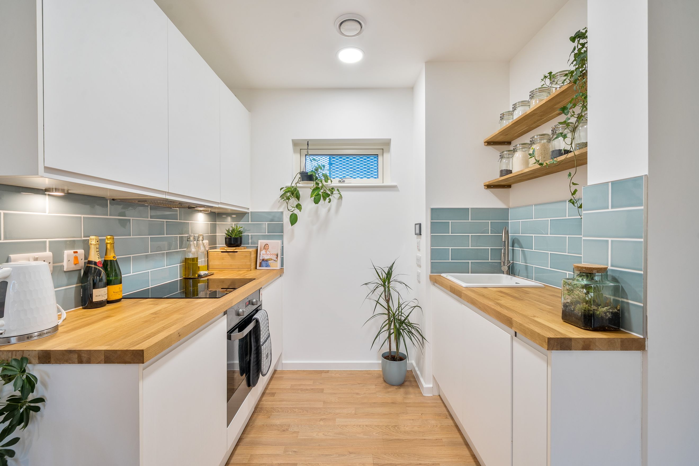 Property photo 2 of 20 for 8, Sail Street, London