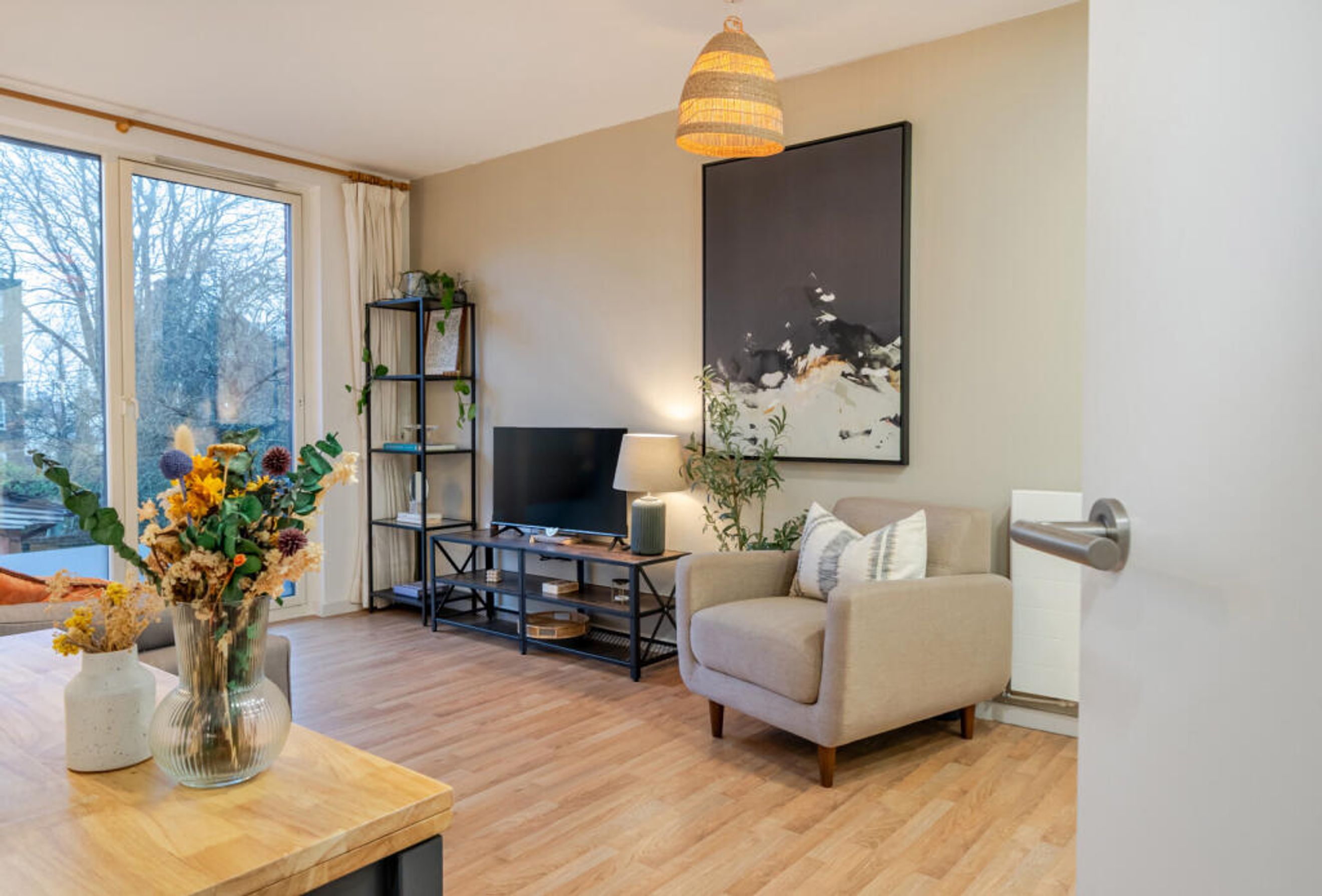 Property photo 1 of 9 for 1-32, 20-22 Mountearl Gardens