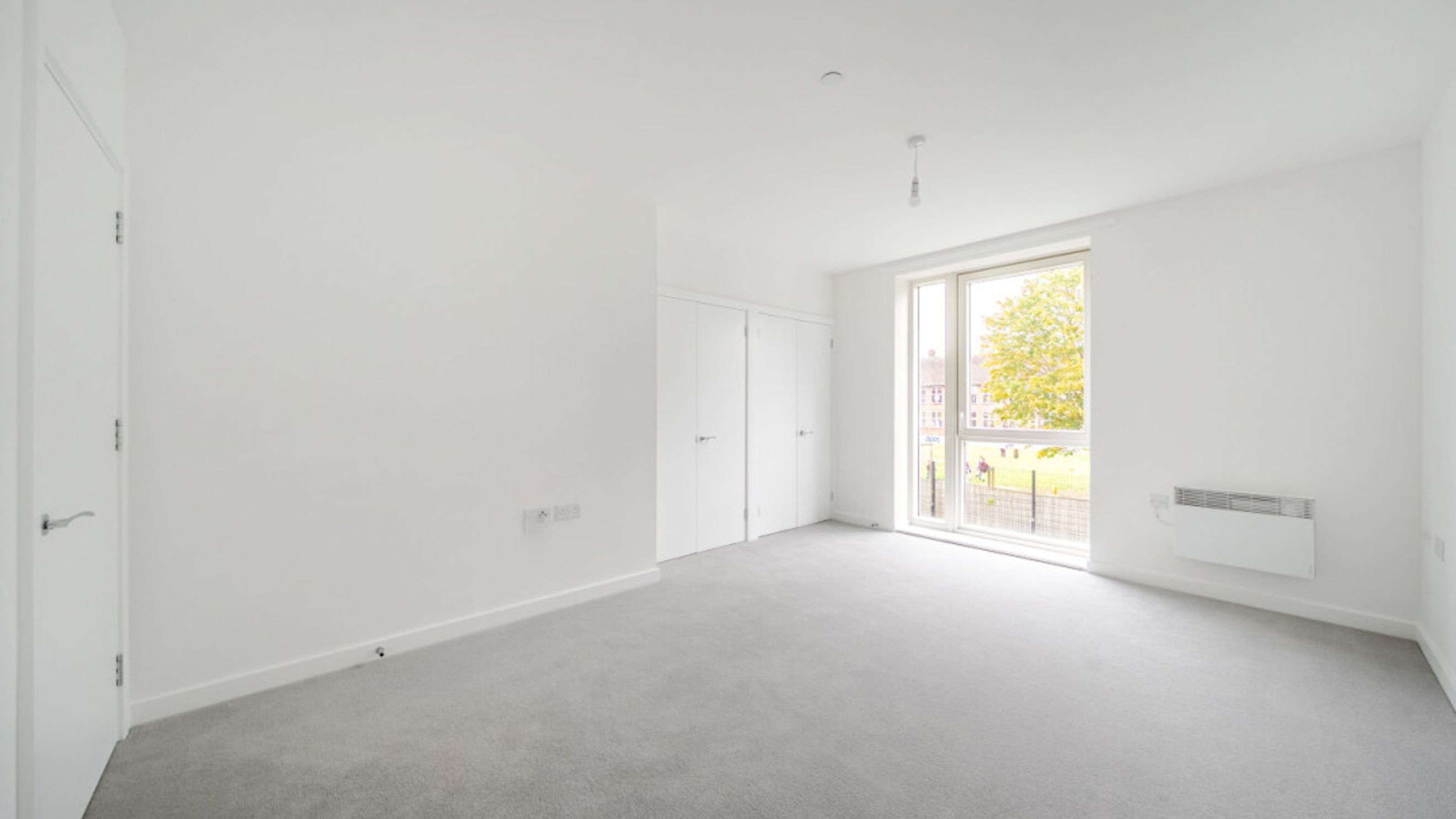 Property photo 6 of 14 for 17 Harlequin Road, Teddington