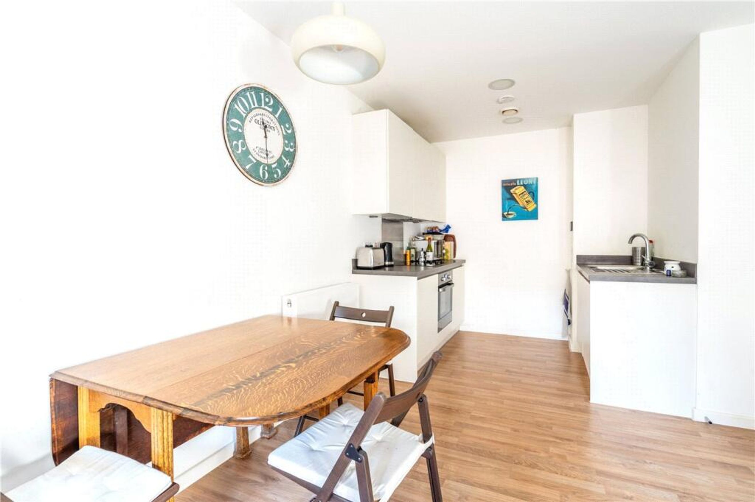 Property photo 5 of 13 for 1-32, 20-22 Mountearl Gardens