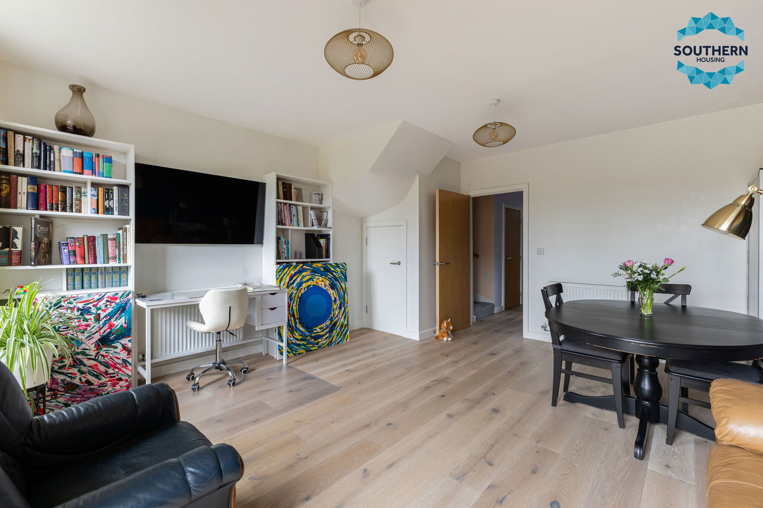 Property photo 5 of 22 for 367 Limpsfield Road