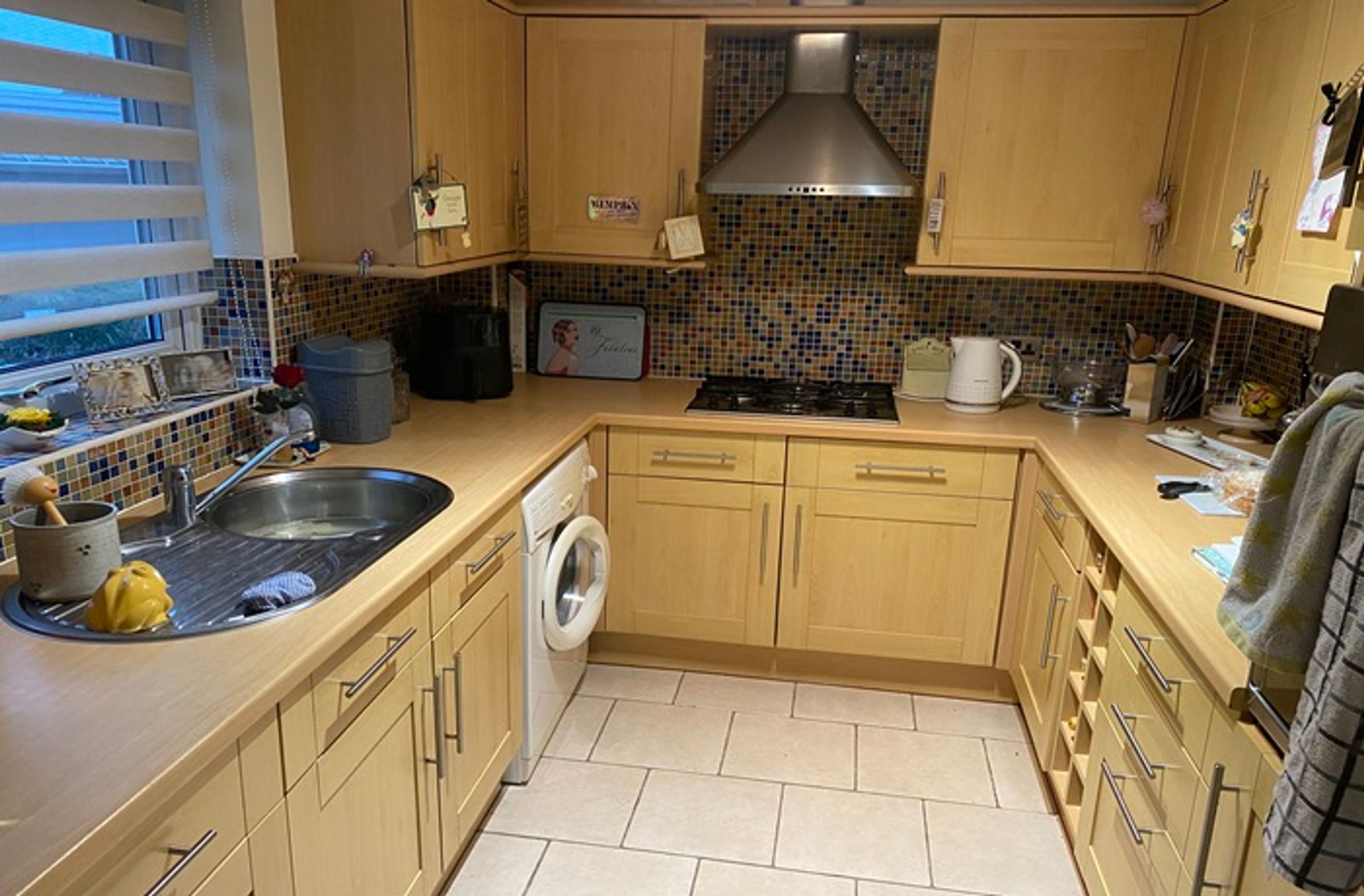 Property photo 11 of 29 for Berens Court, 150 Main Road