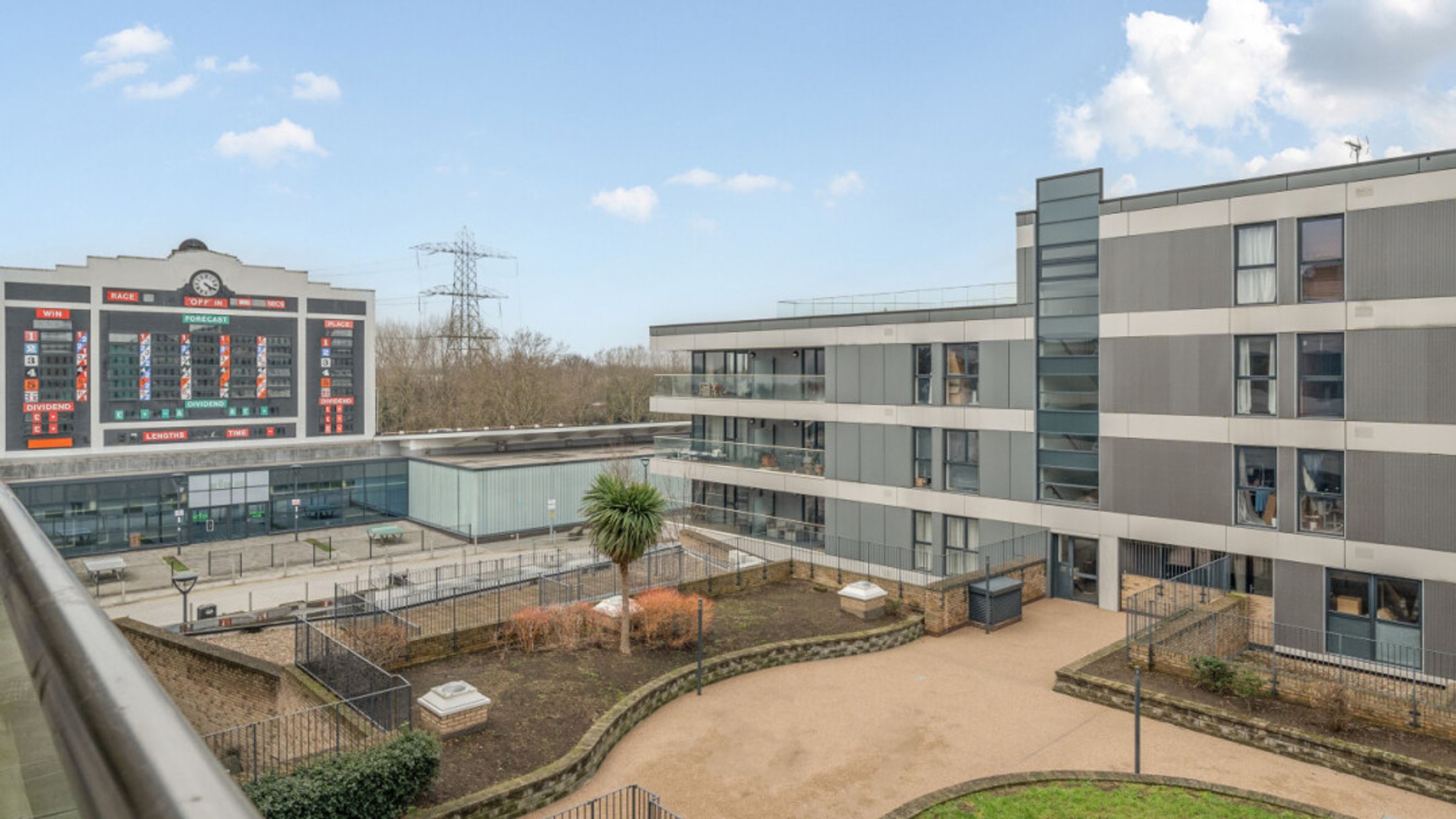 Property photo 20 of 41 for Norfolk Apartments,  